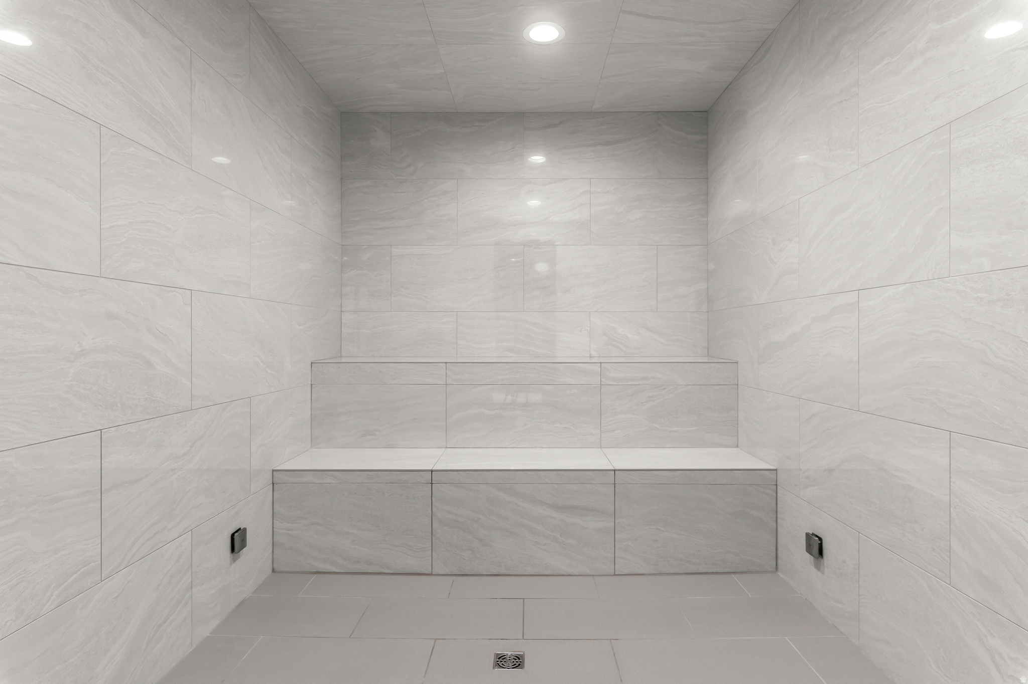 main property photo 137