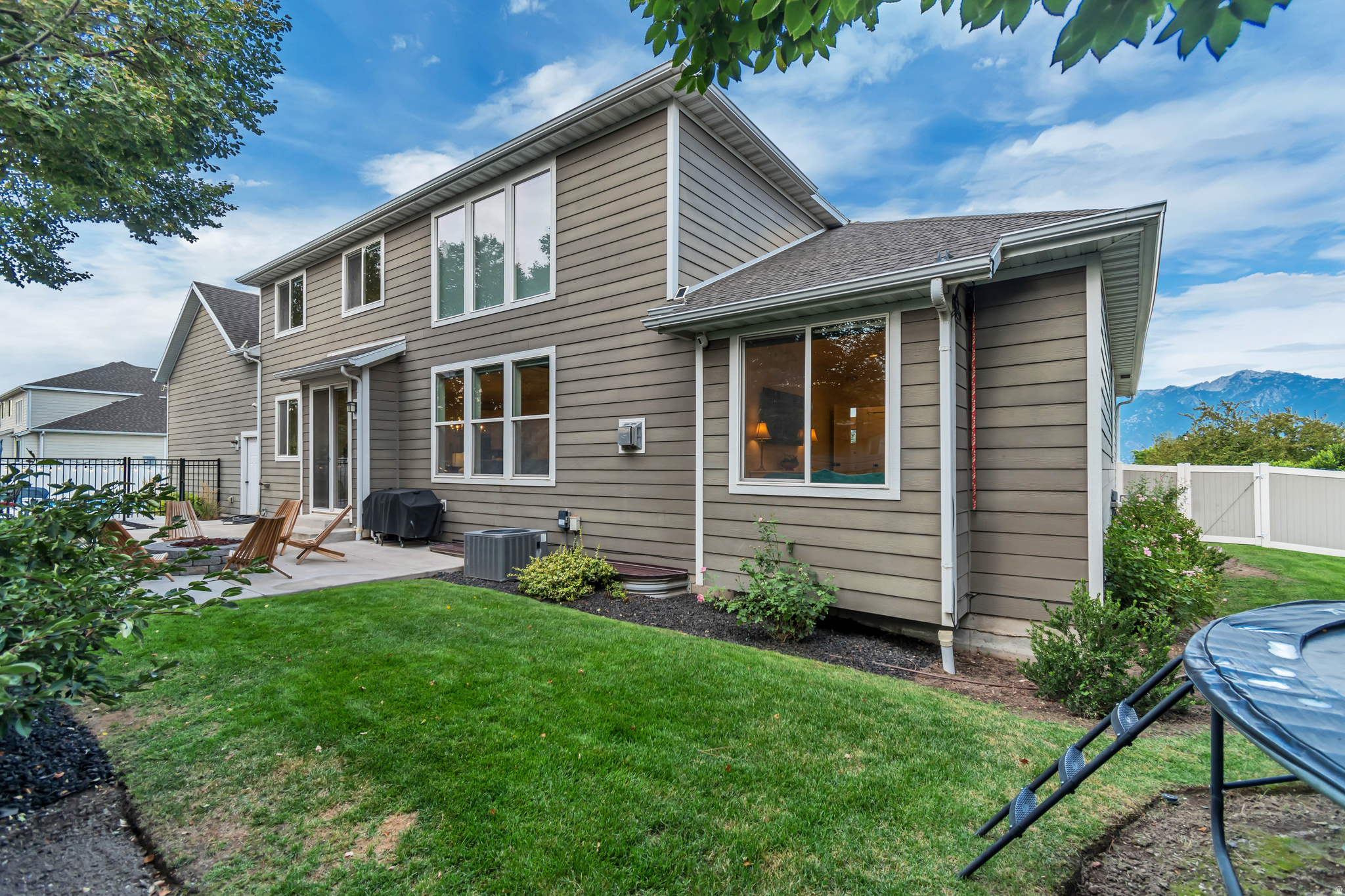 main property photo 58