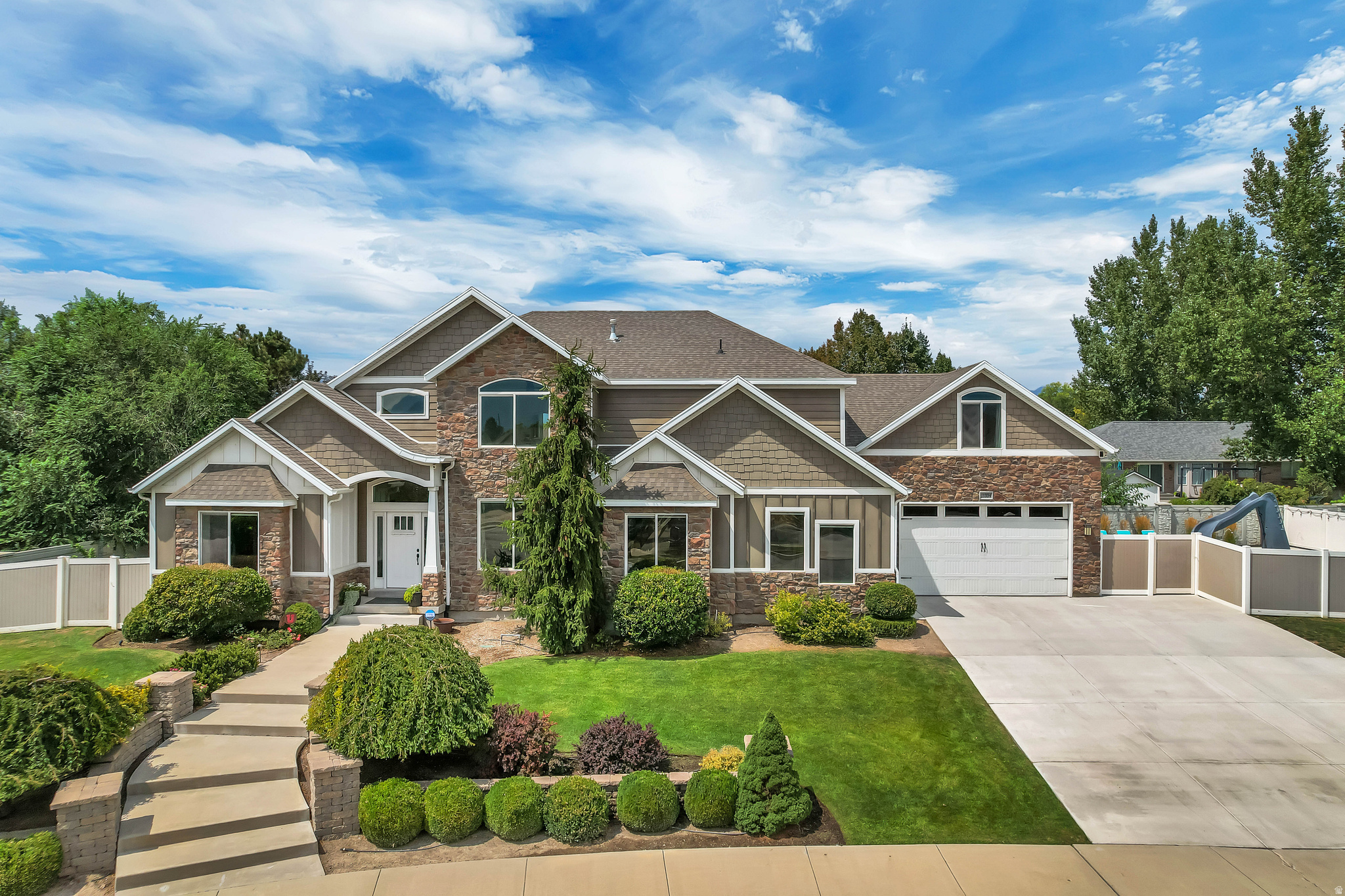 main property photo 78