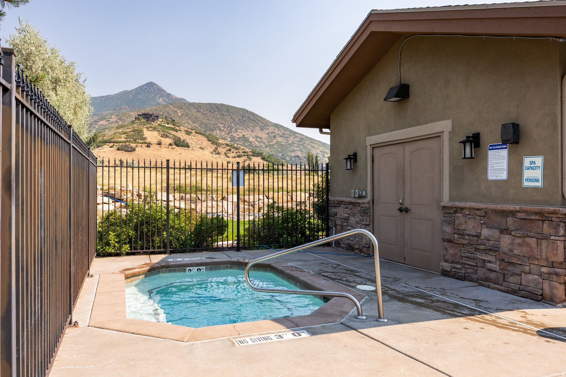 main property photo 39