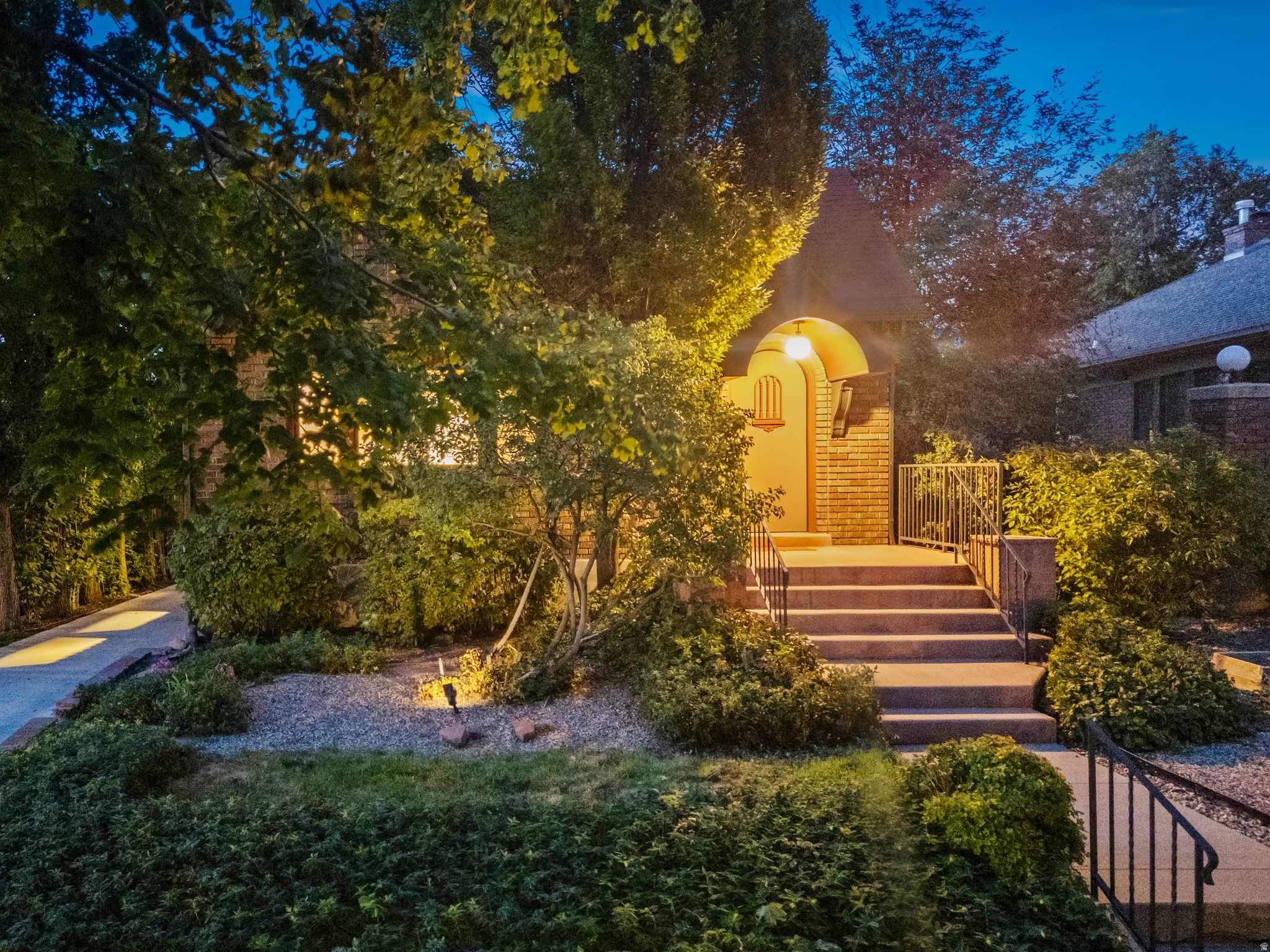 main property photo 47