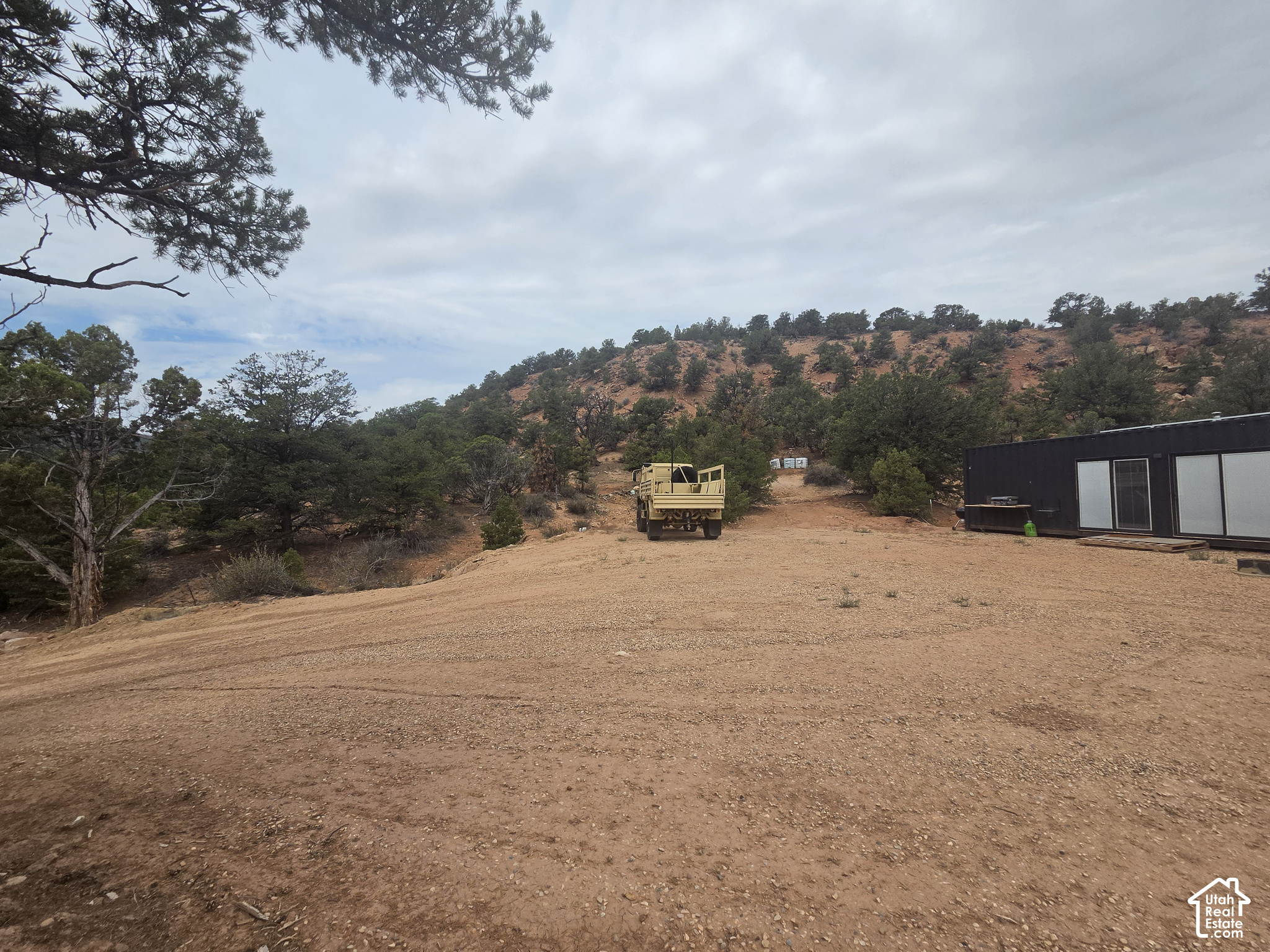 main property photo 15