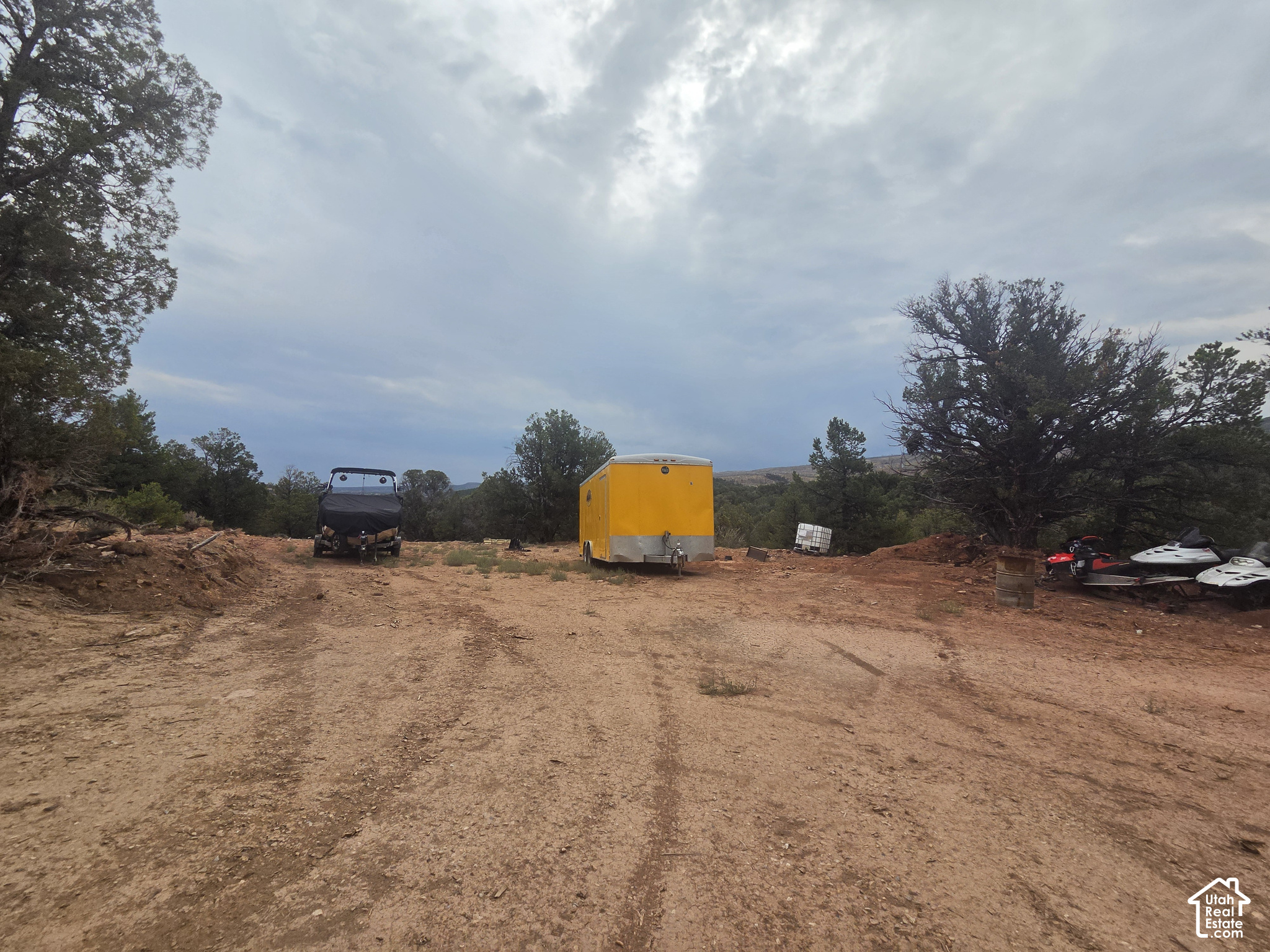main property photo 19