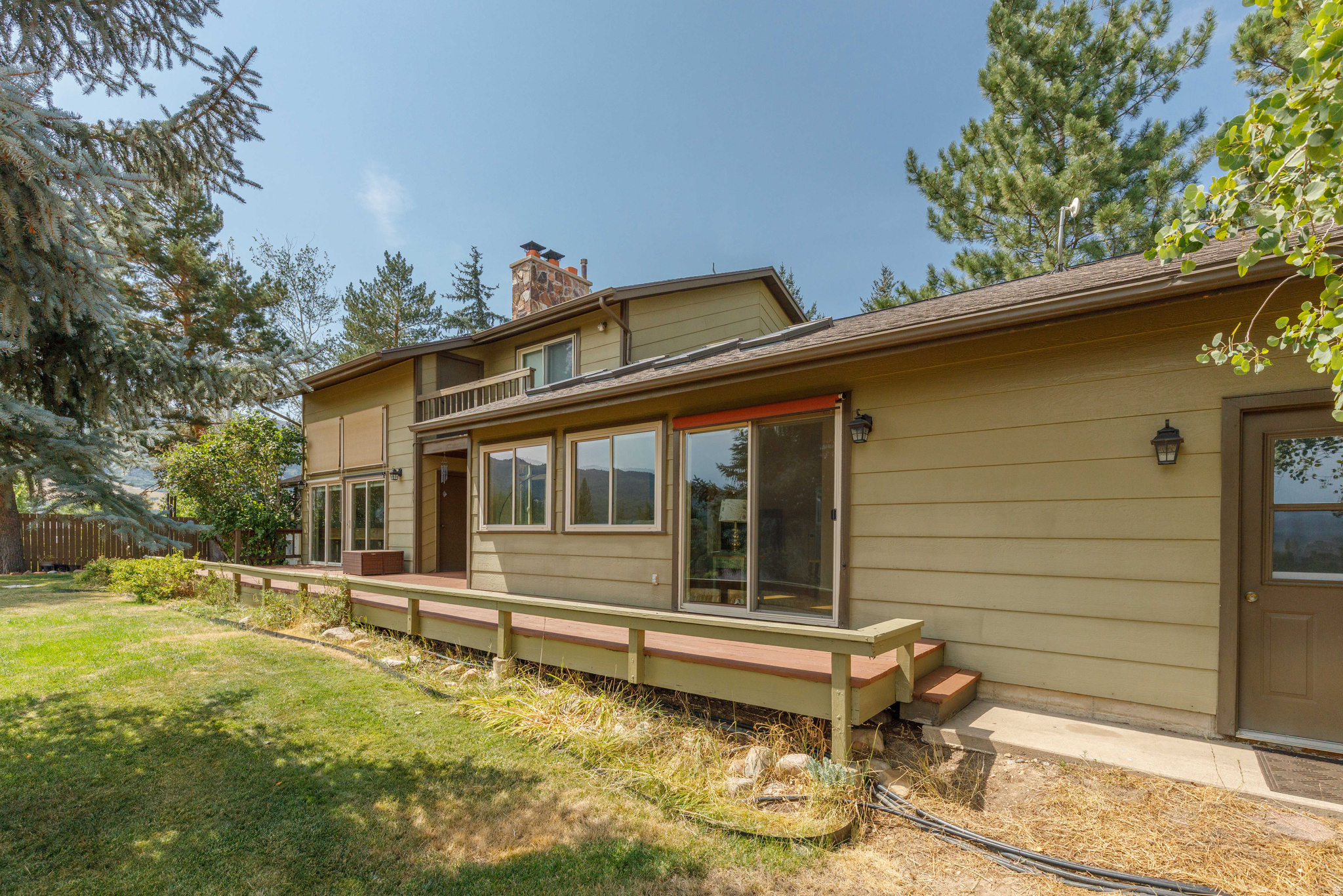 main property photo 47