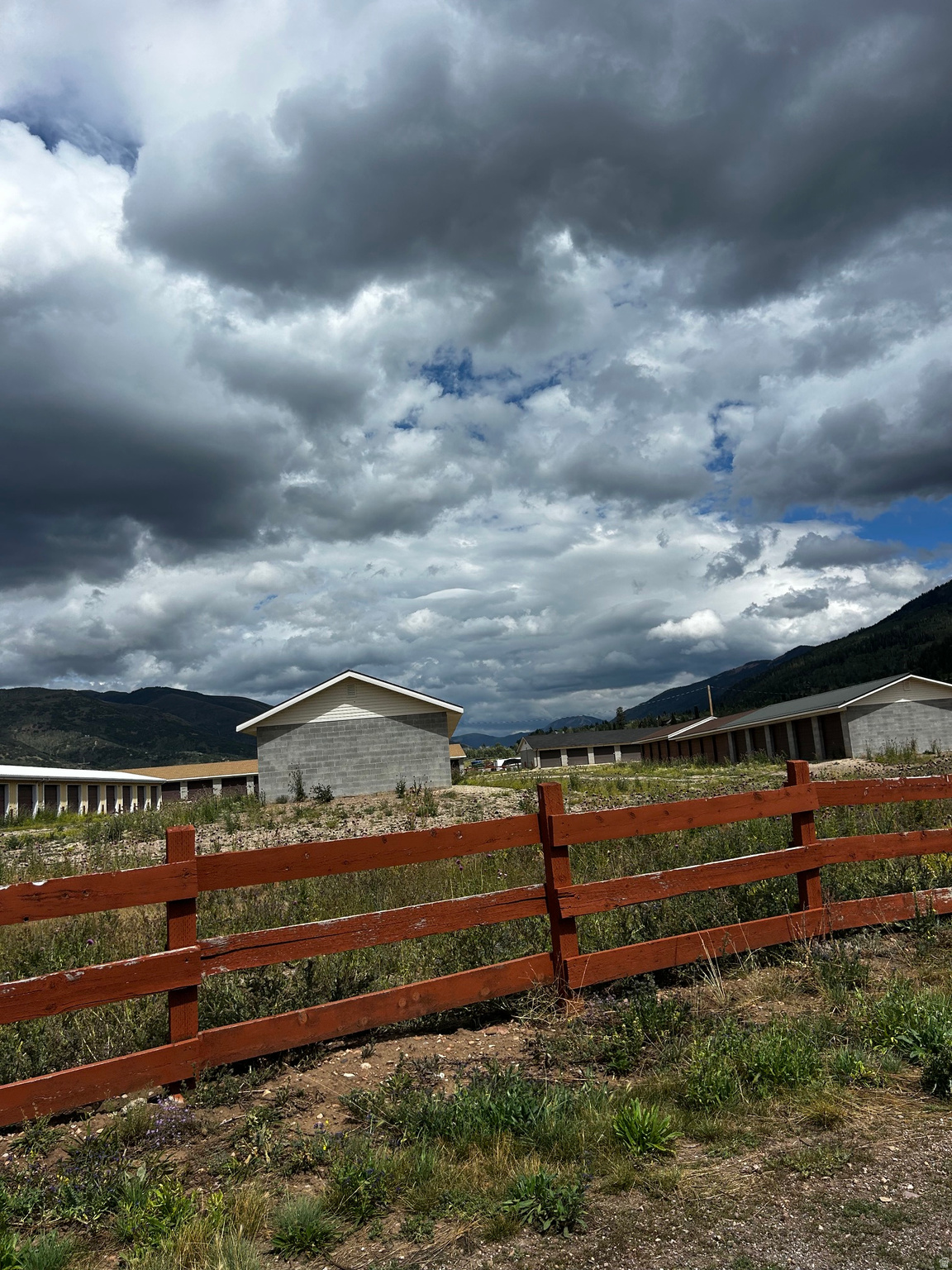 main property photo 16
