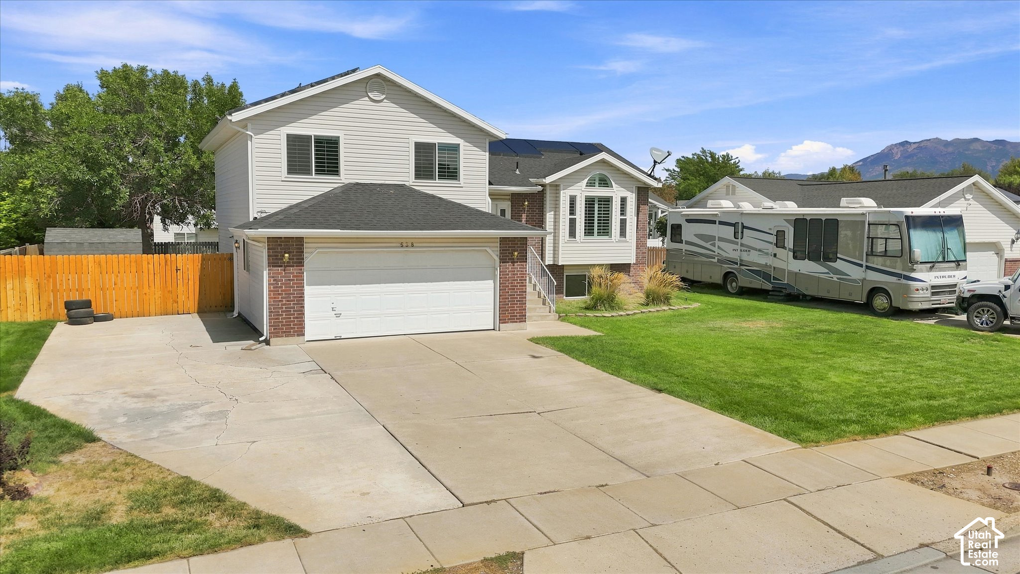 main property photo 39