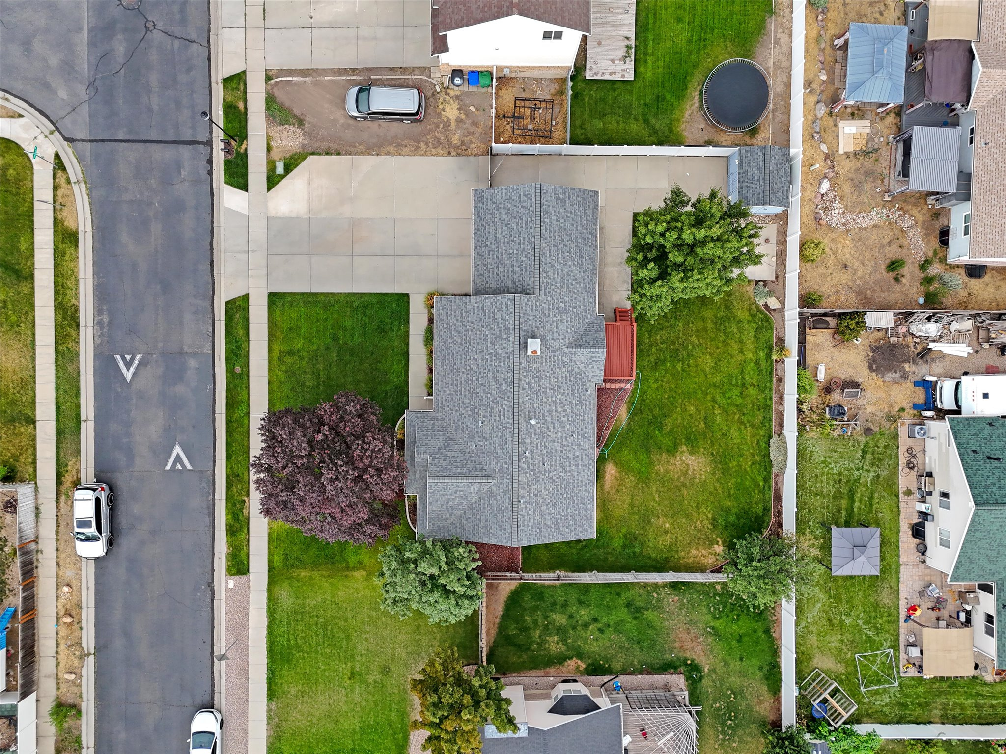main property photo 25