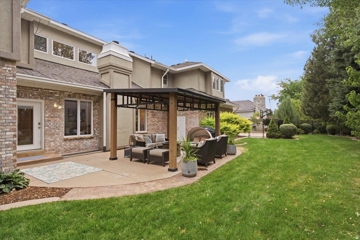 main property photo 57