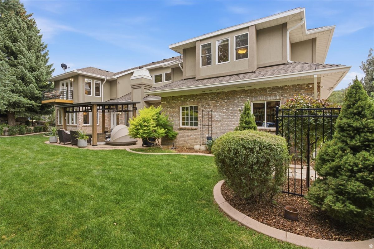main property photo 61