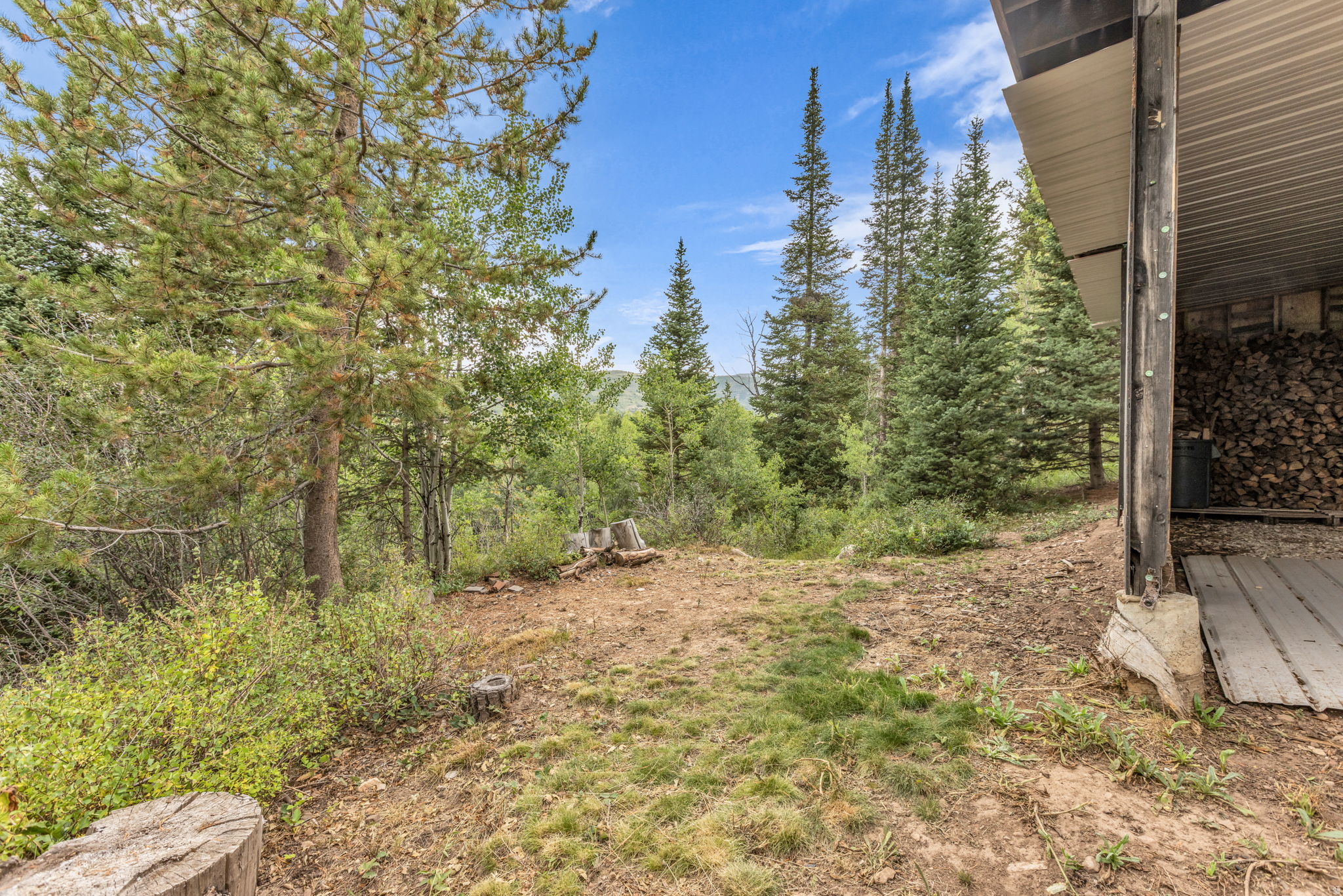 main property photo 25