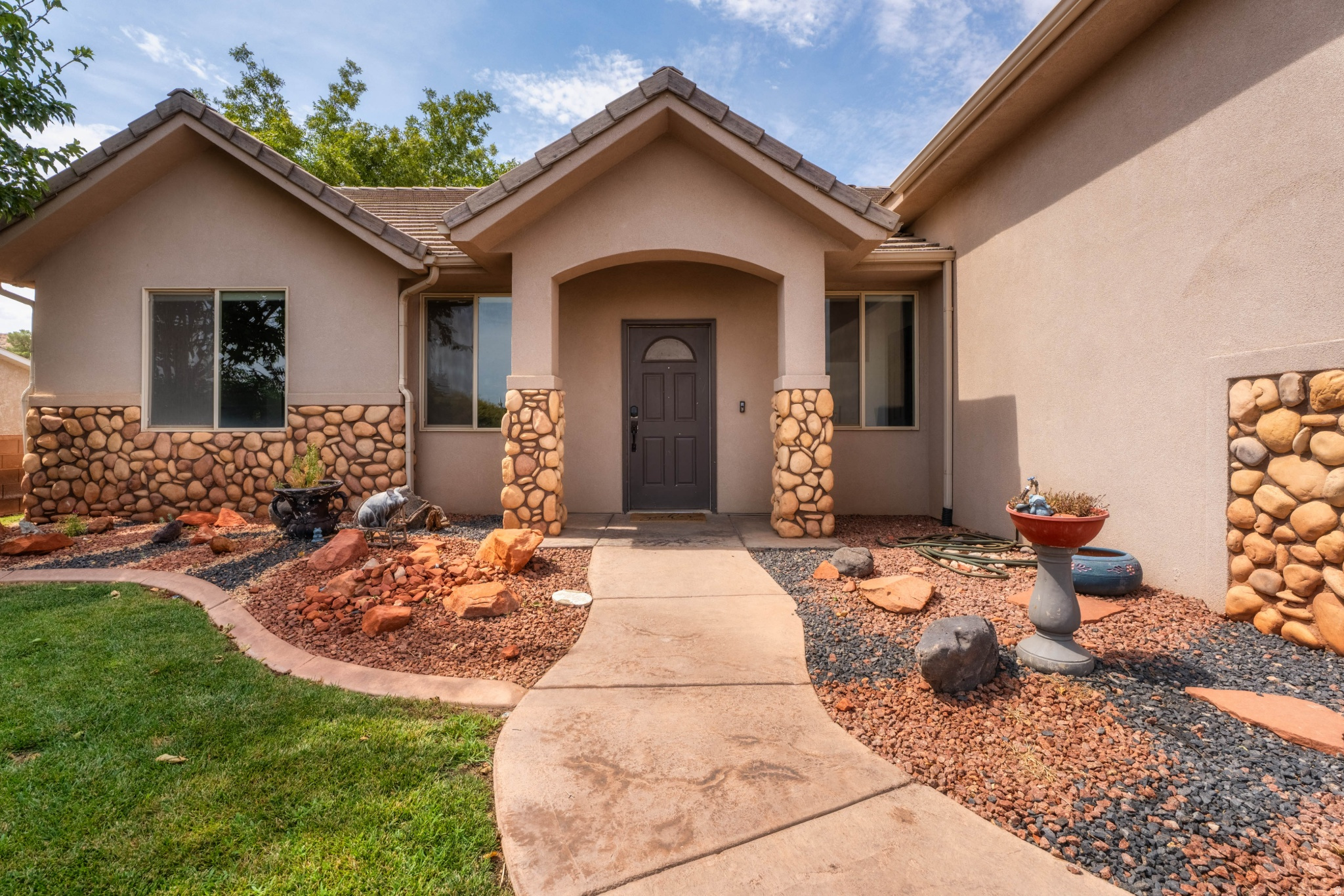main property photo 60