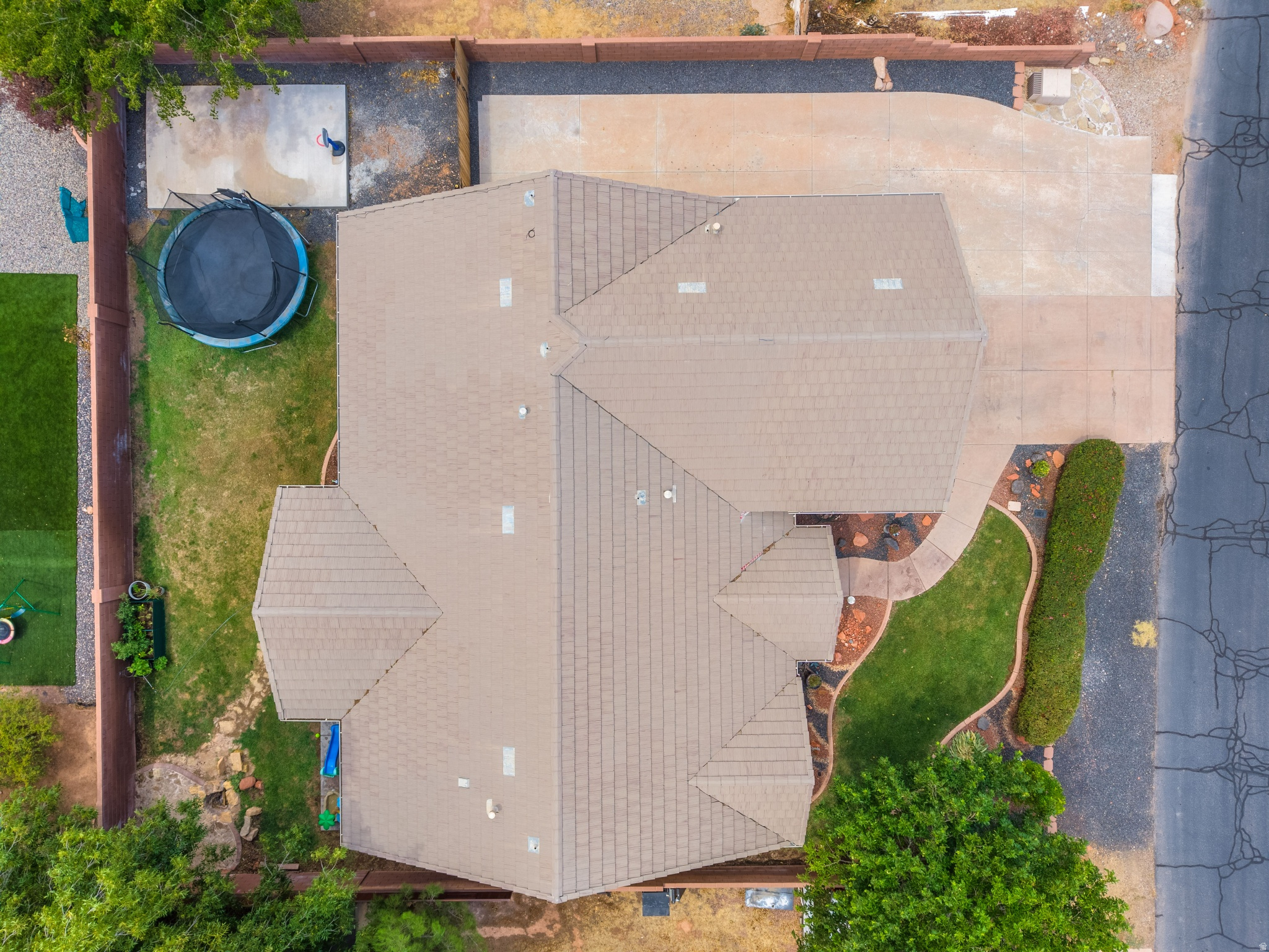 main property photo 63