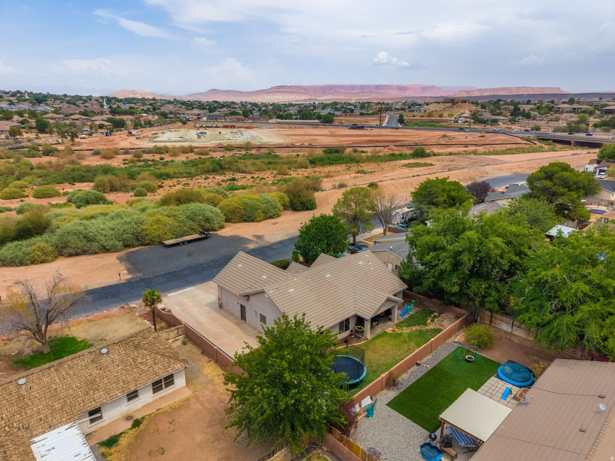 main property photo 74