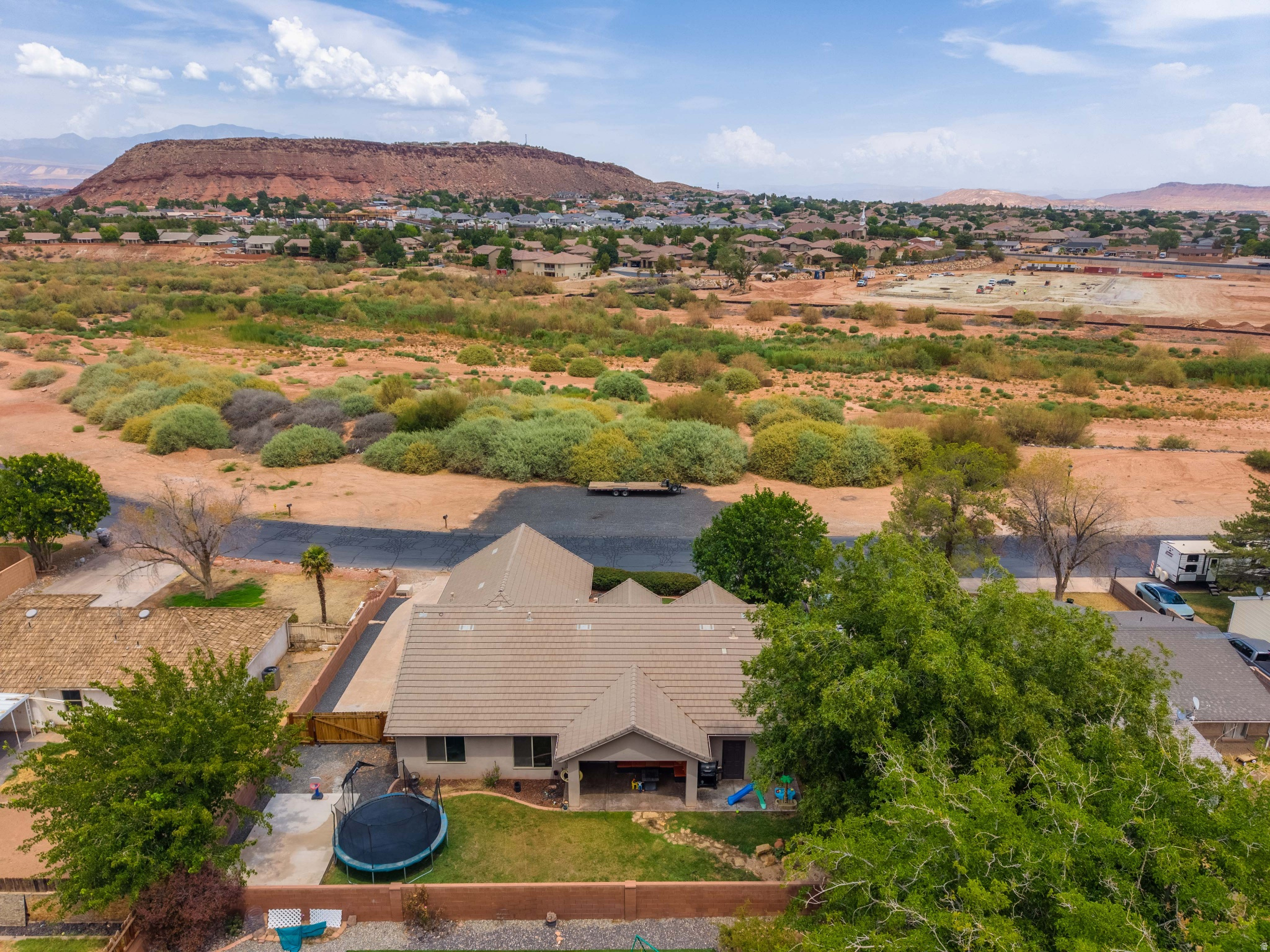 main property photo 75
