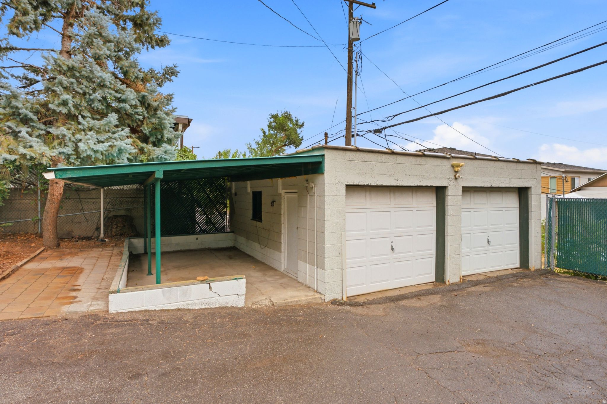 main property photo 22