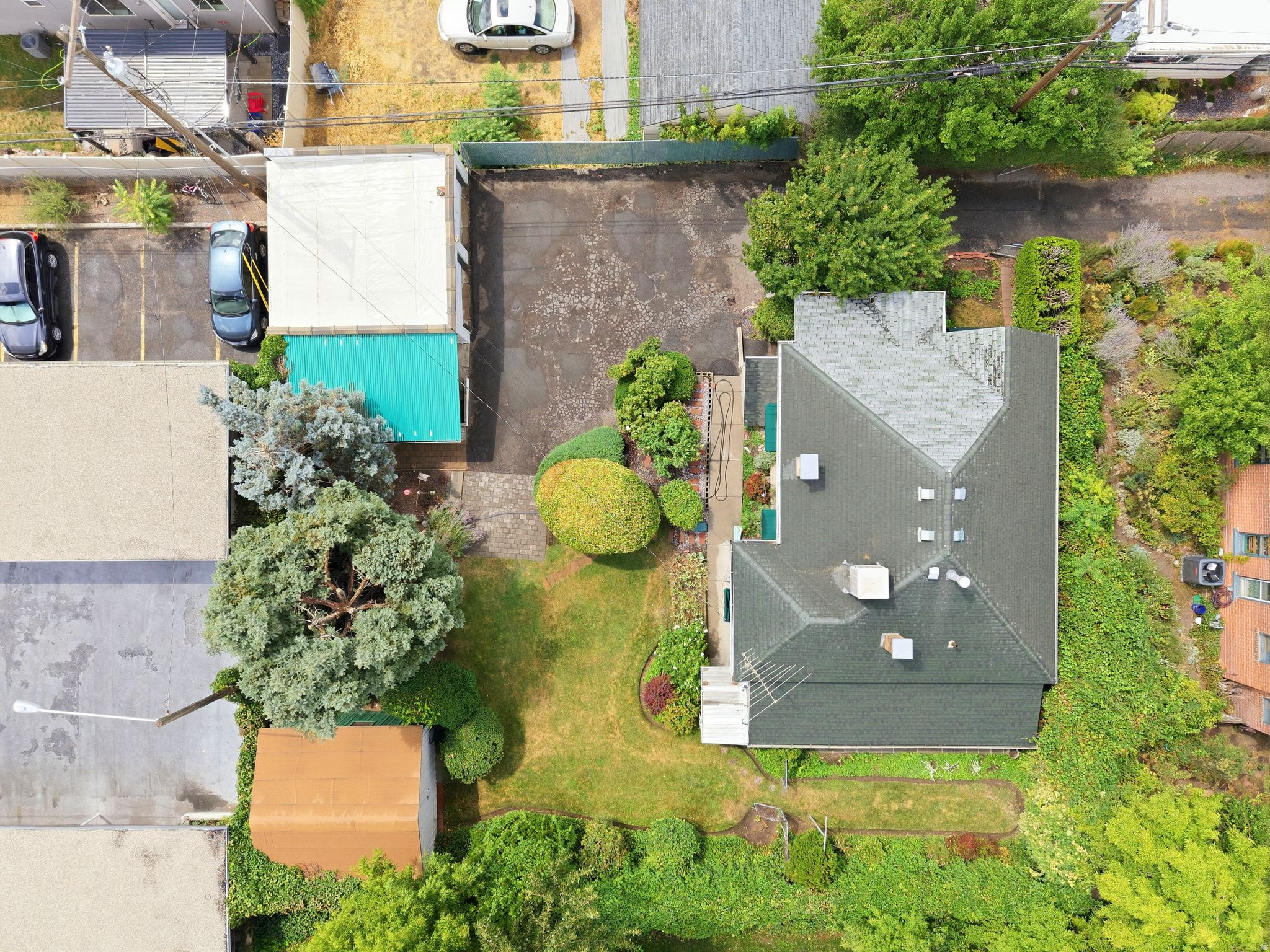 main property photo 35