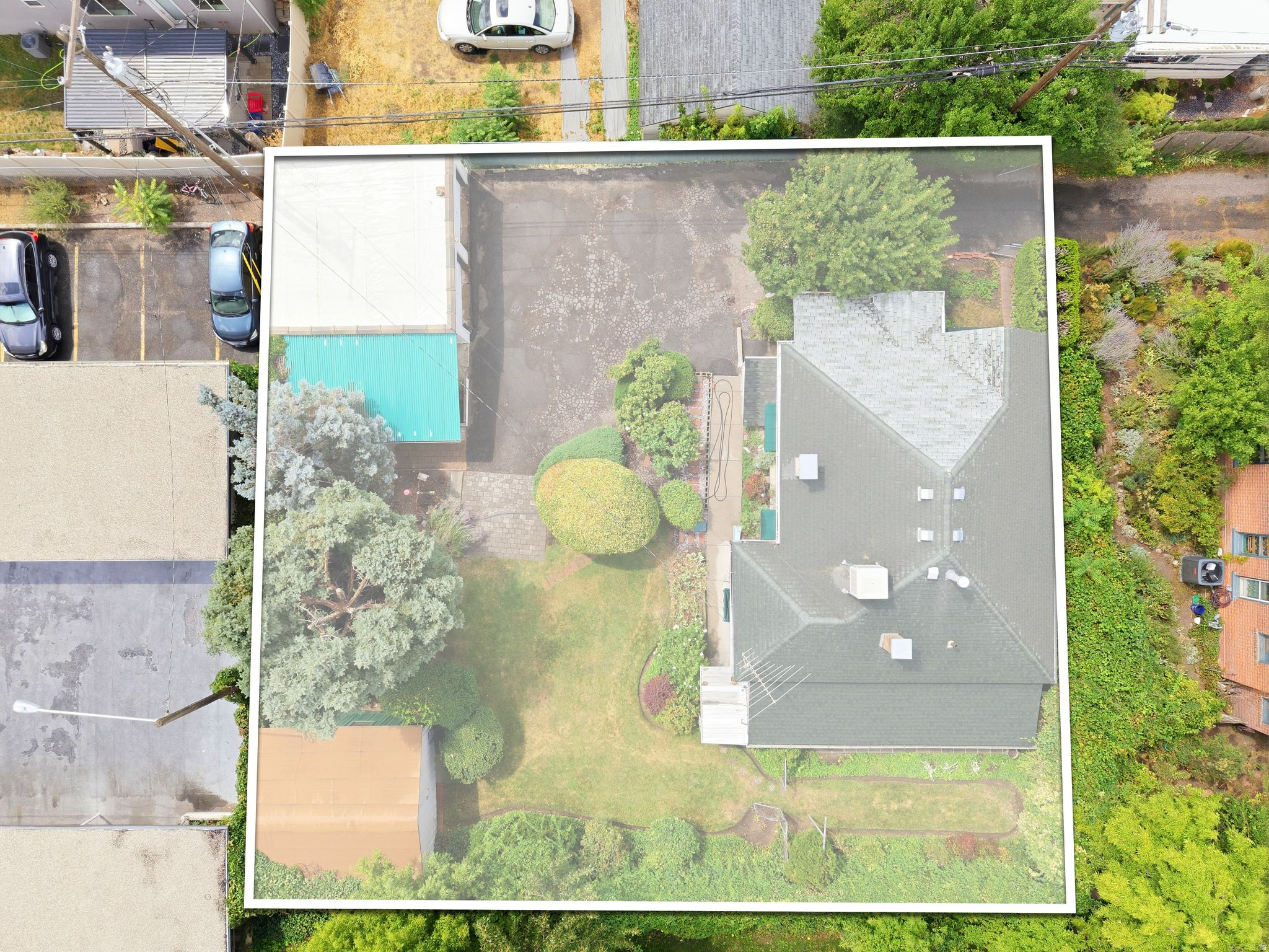main property photo 36