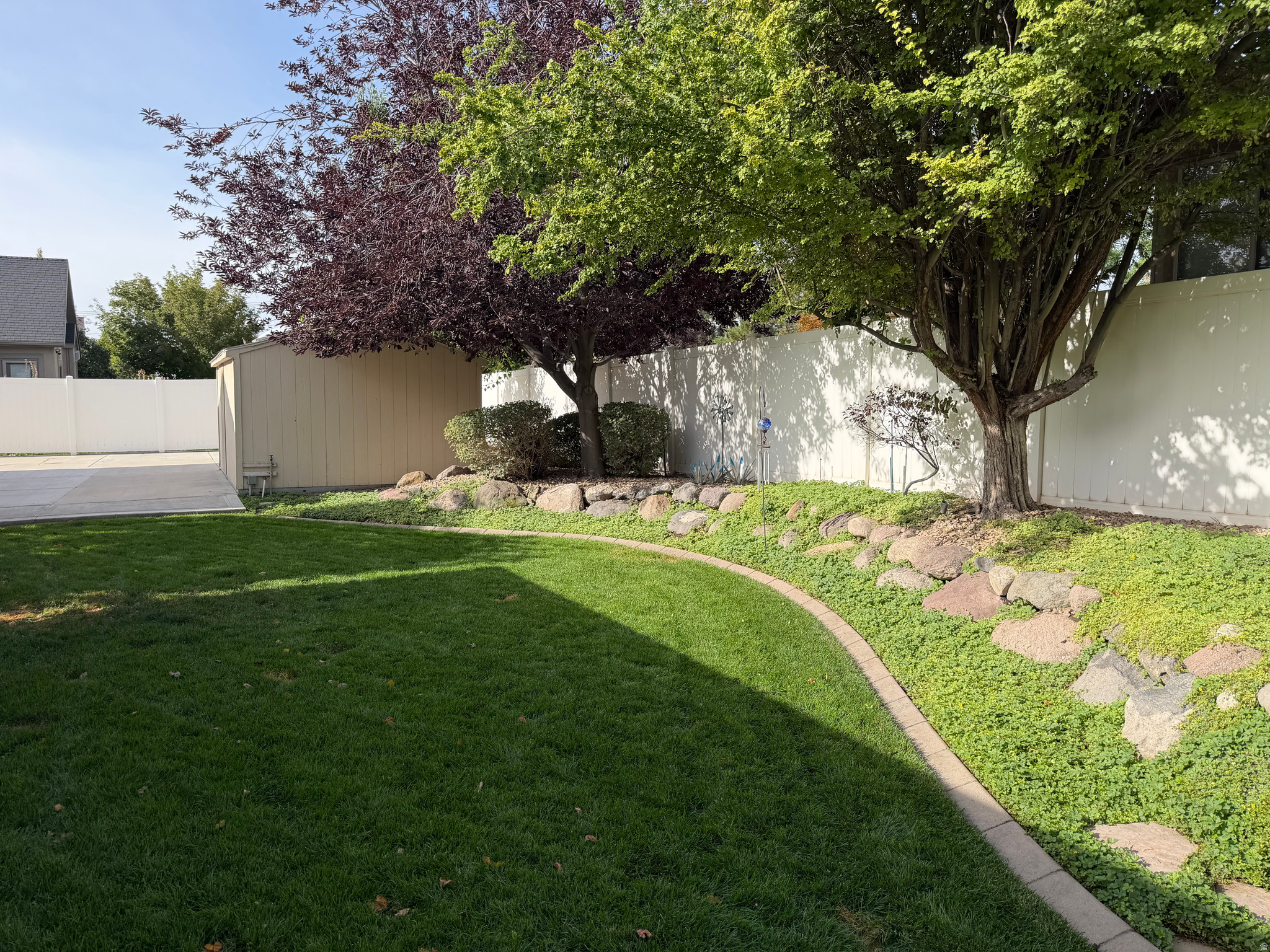 main property photo 19