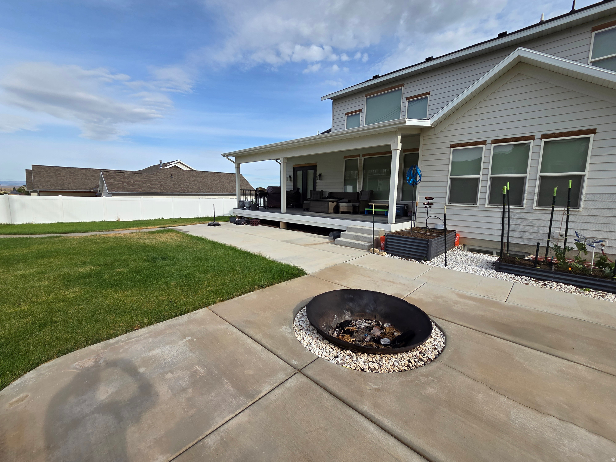 main property photo 51