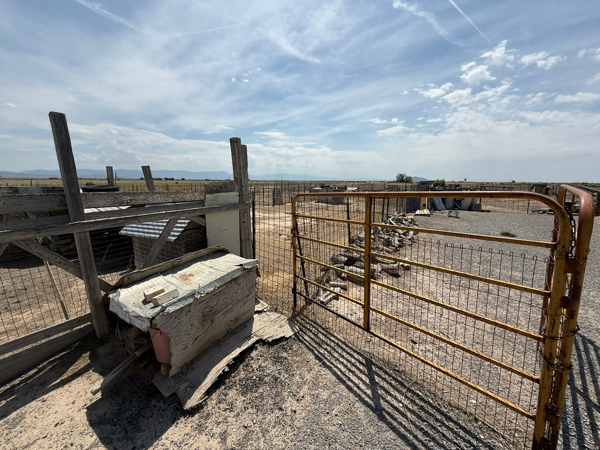 main property photo 9