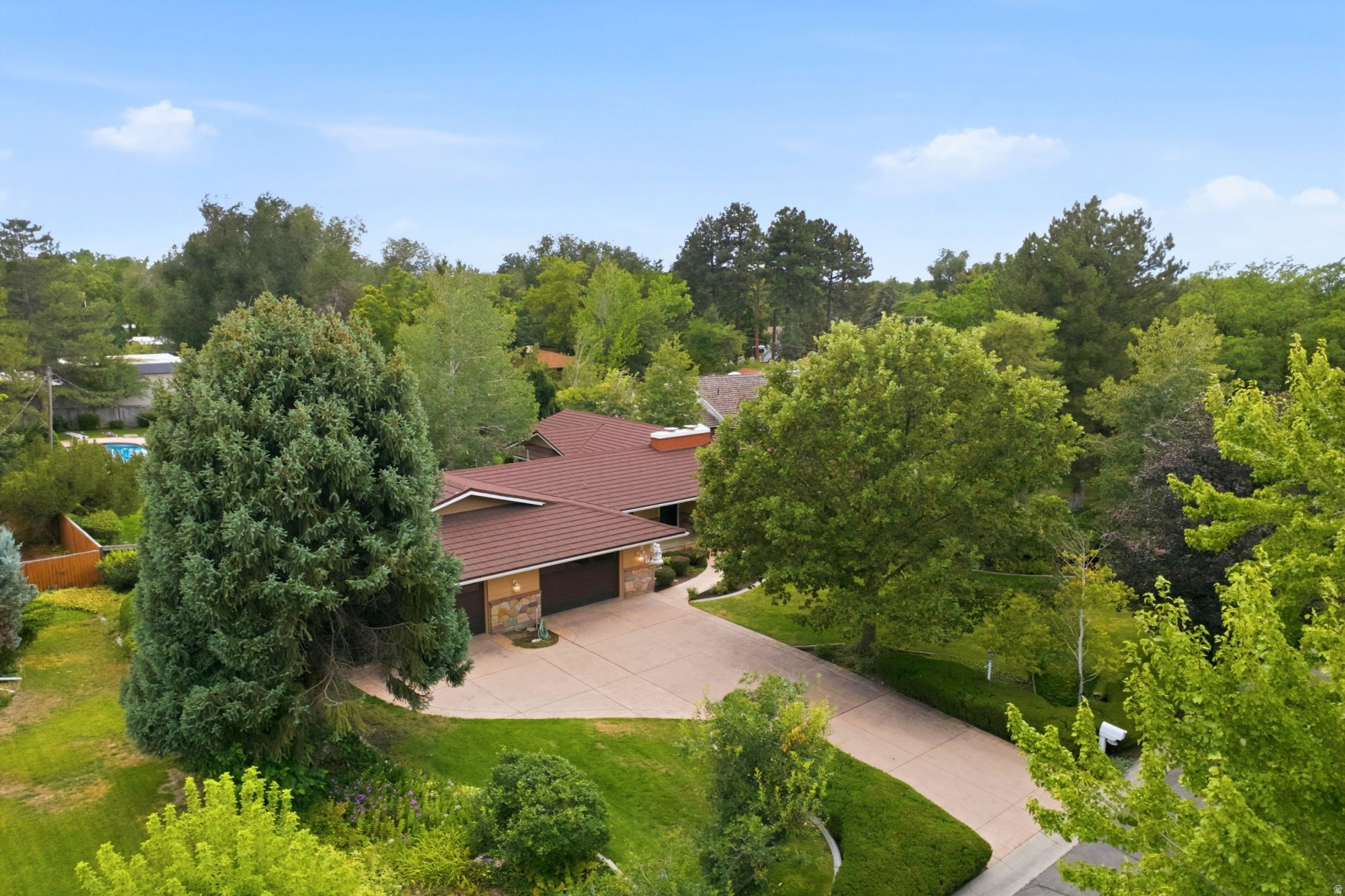 main property photo 67
