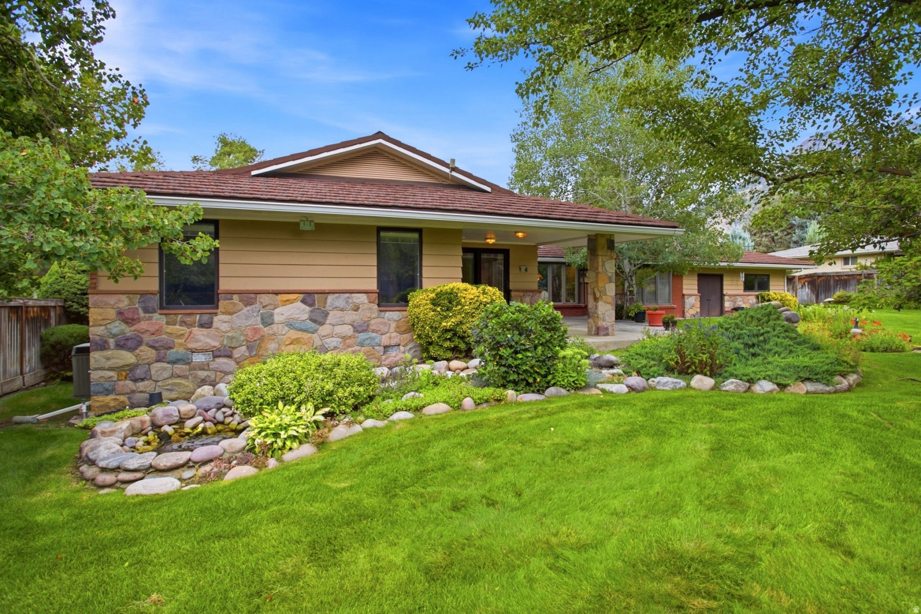 main property photo 82