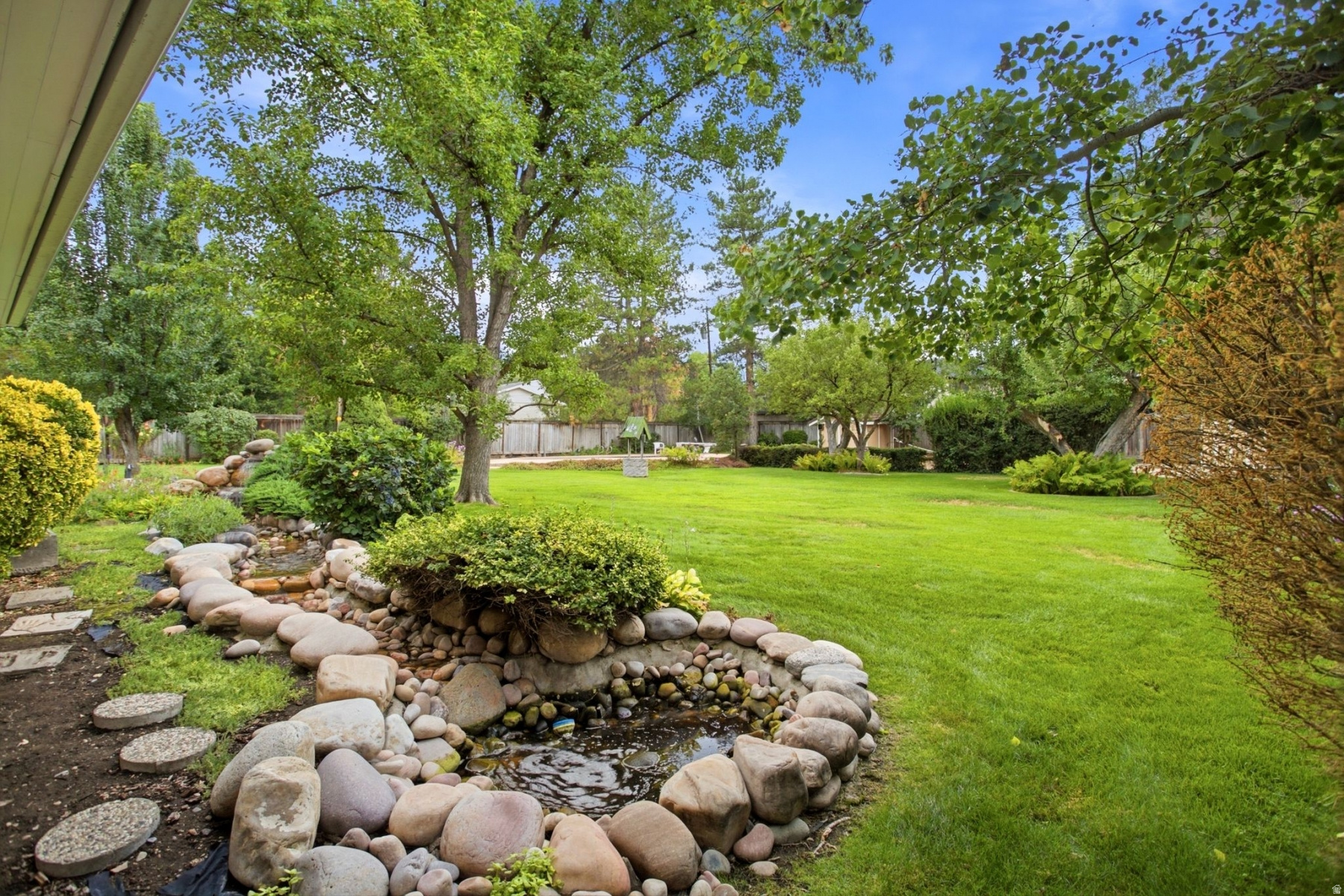 main property photo 83