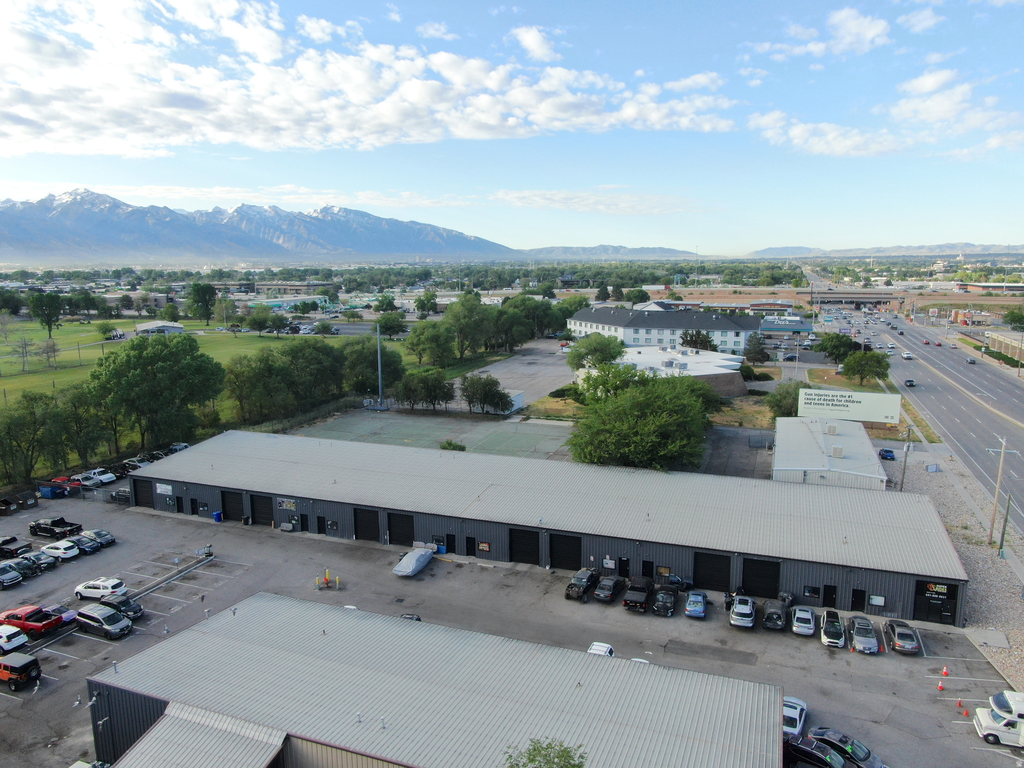 main property photo 9
