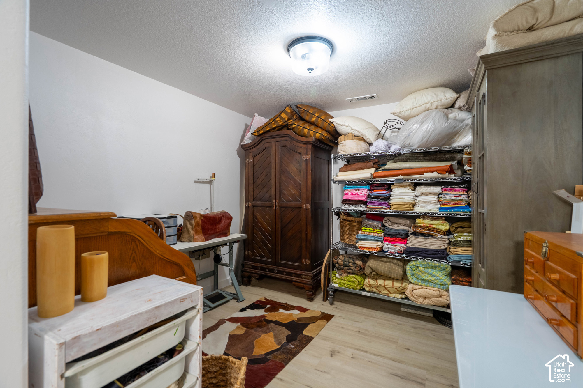 main property photo 104