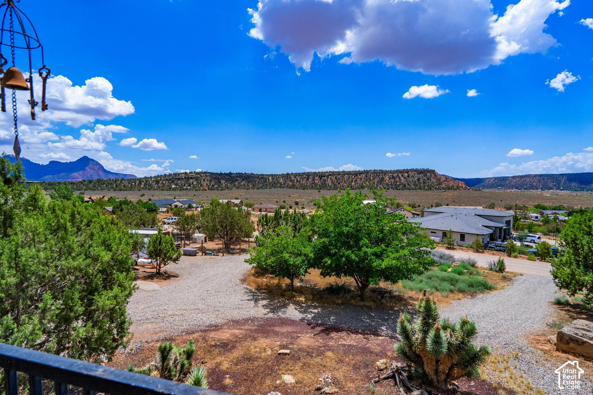 main property photo 40