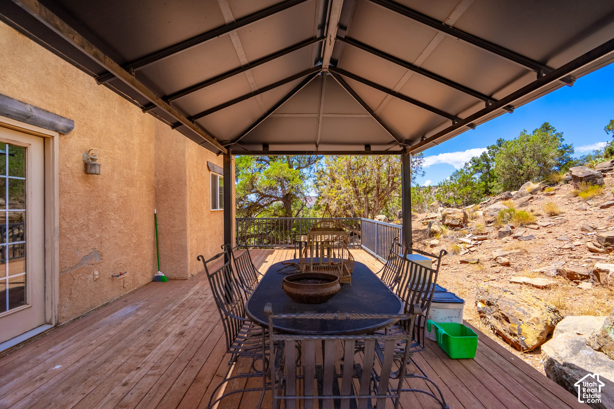 main property photo 77