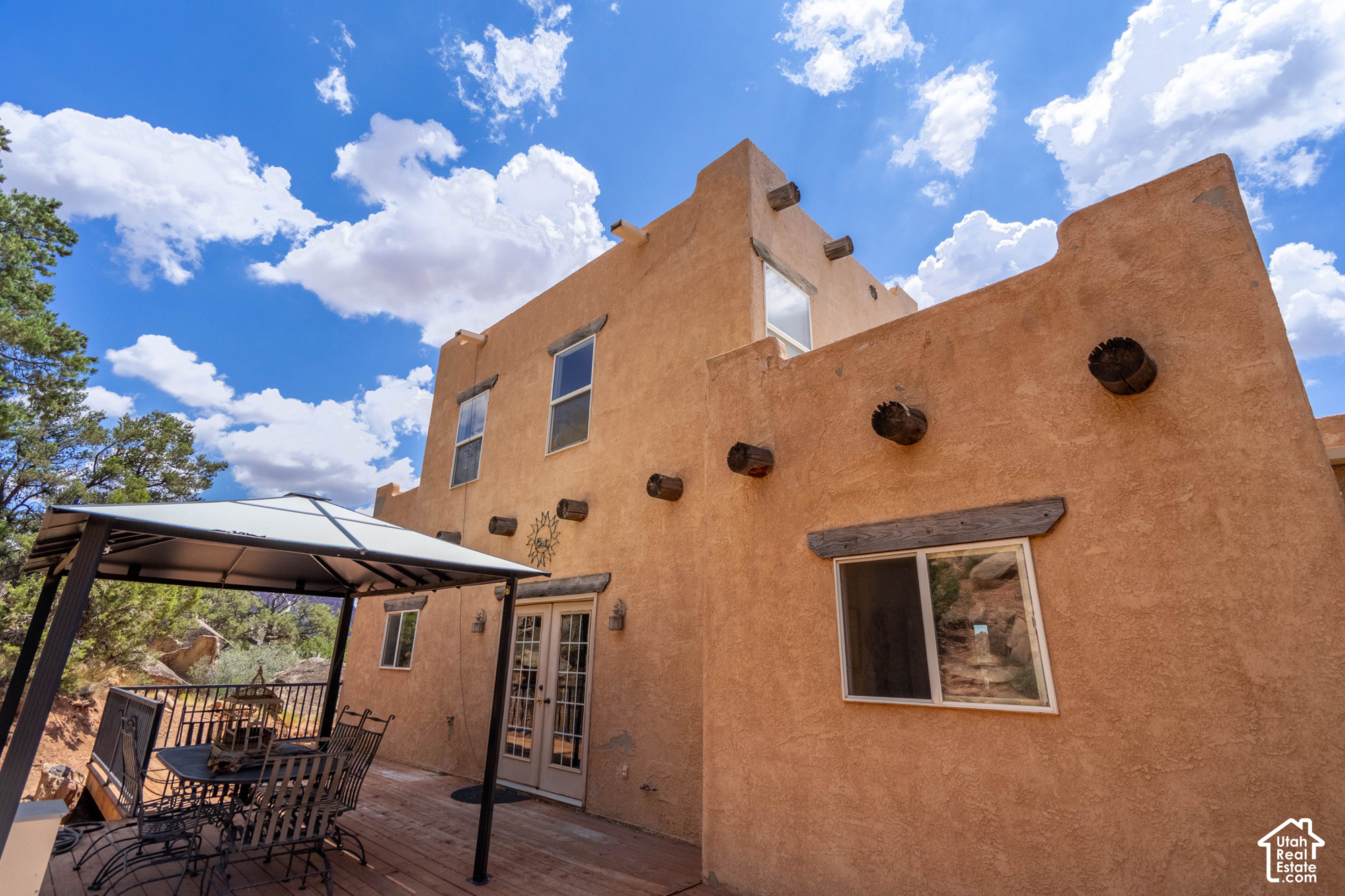 main property photo 80