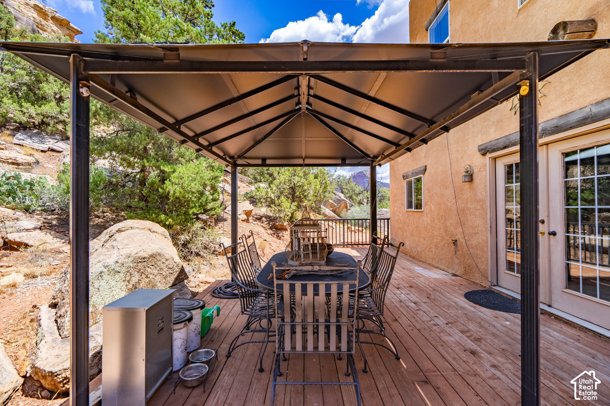 main property photo 81