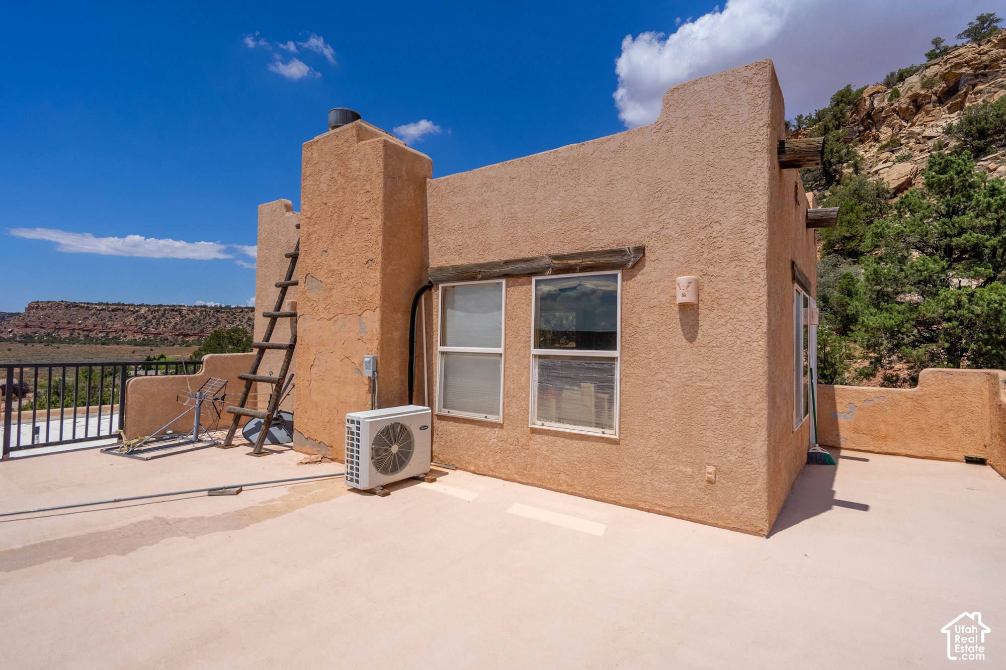 main property photo 89