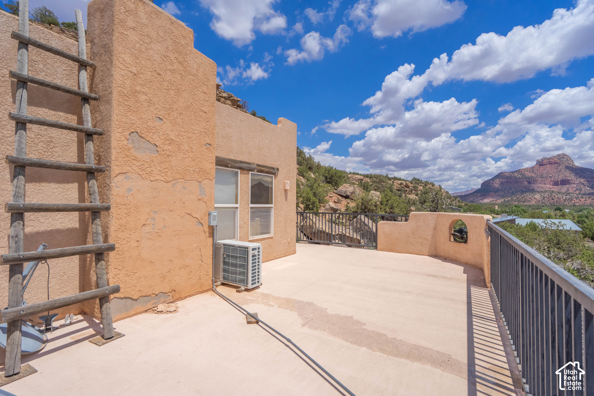 main property photo 90