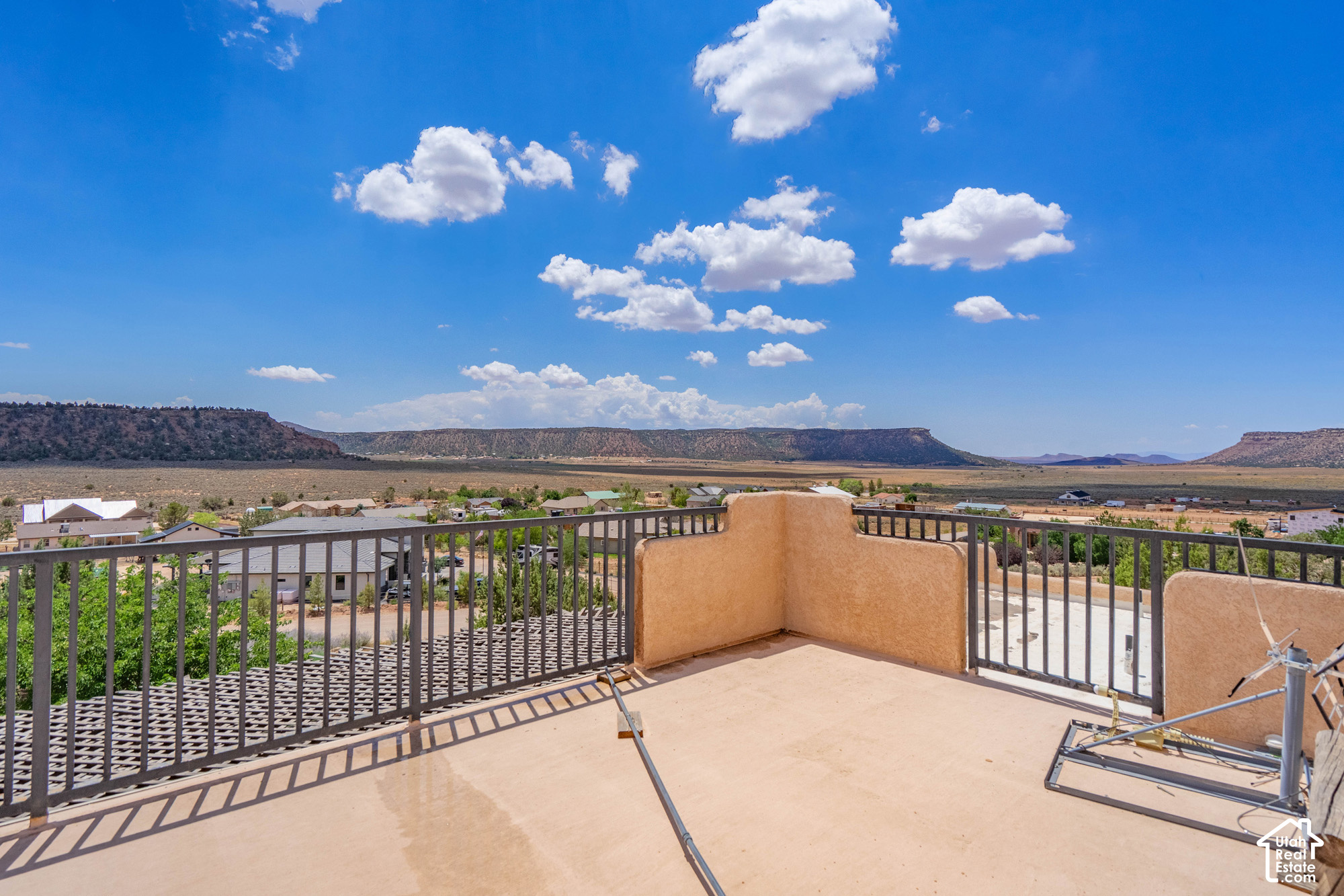 main property photo 94