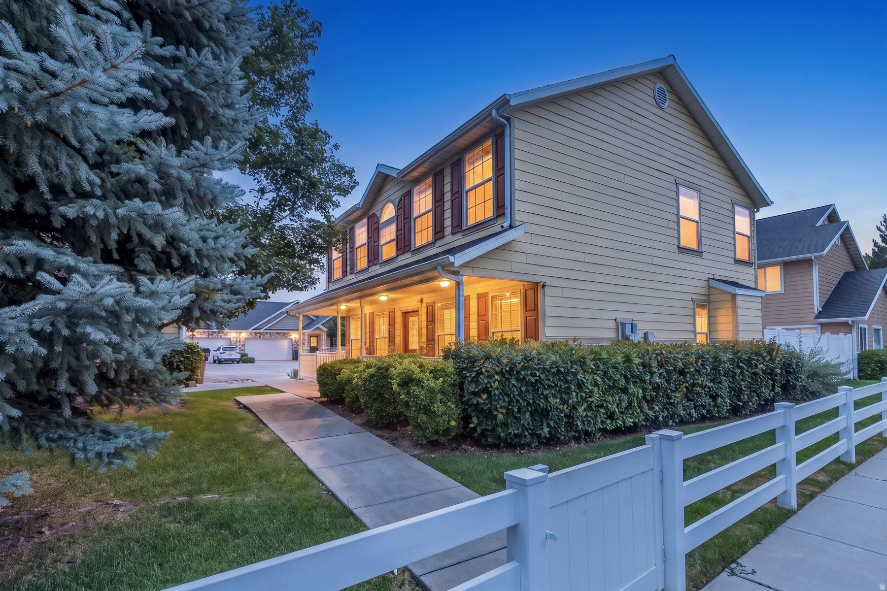 main property photo 35