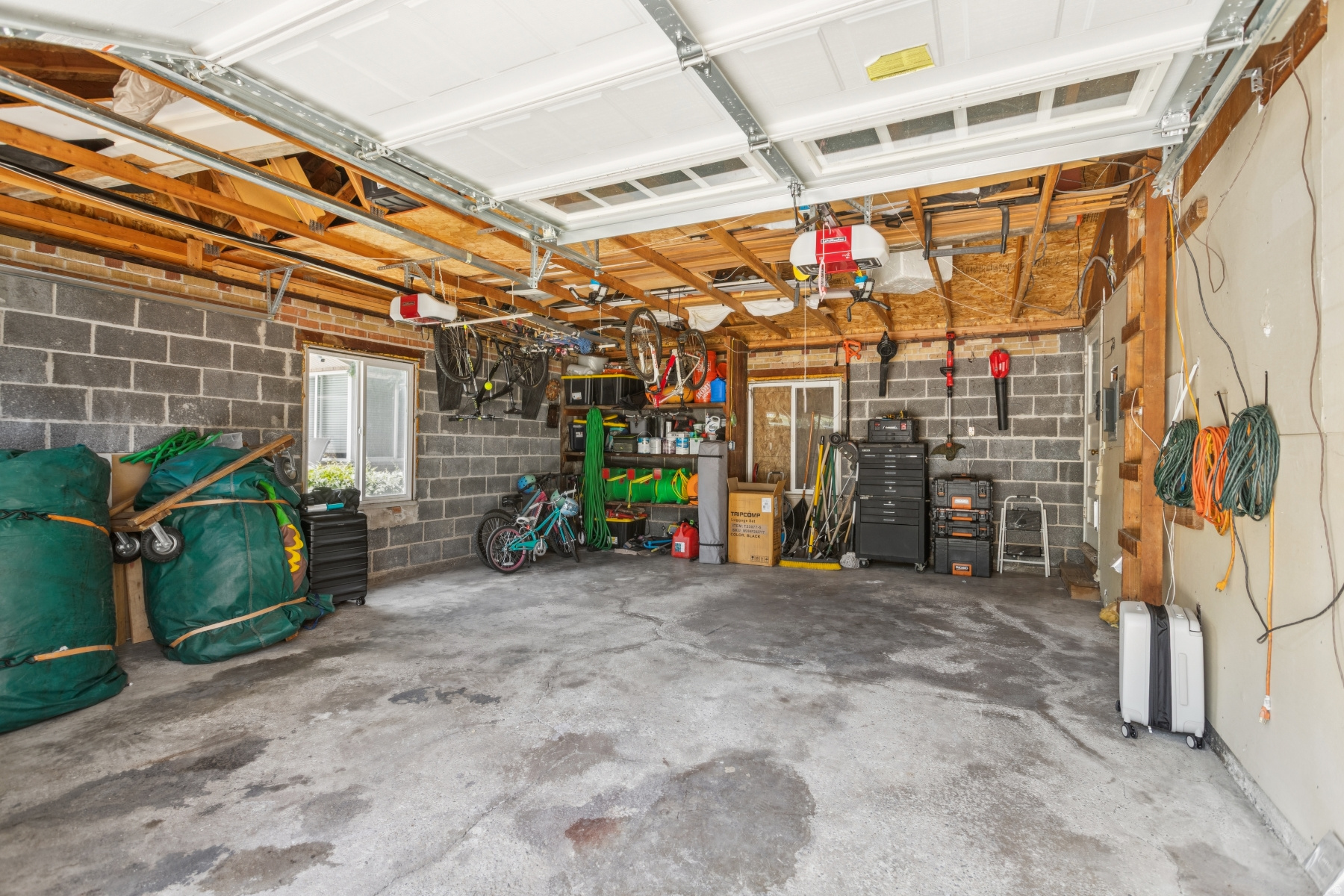 main property photo 67