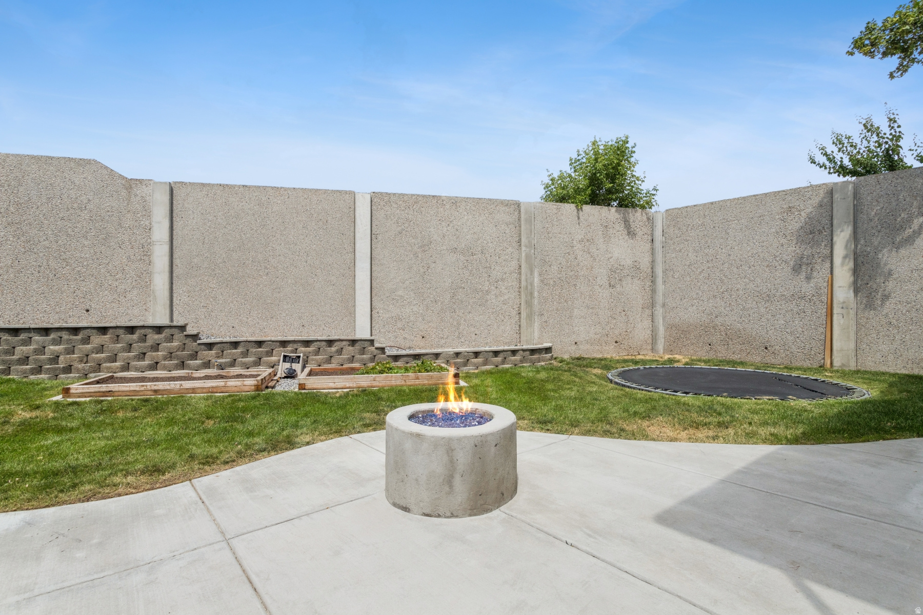 main property photo 80