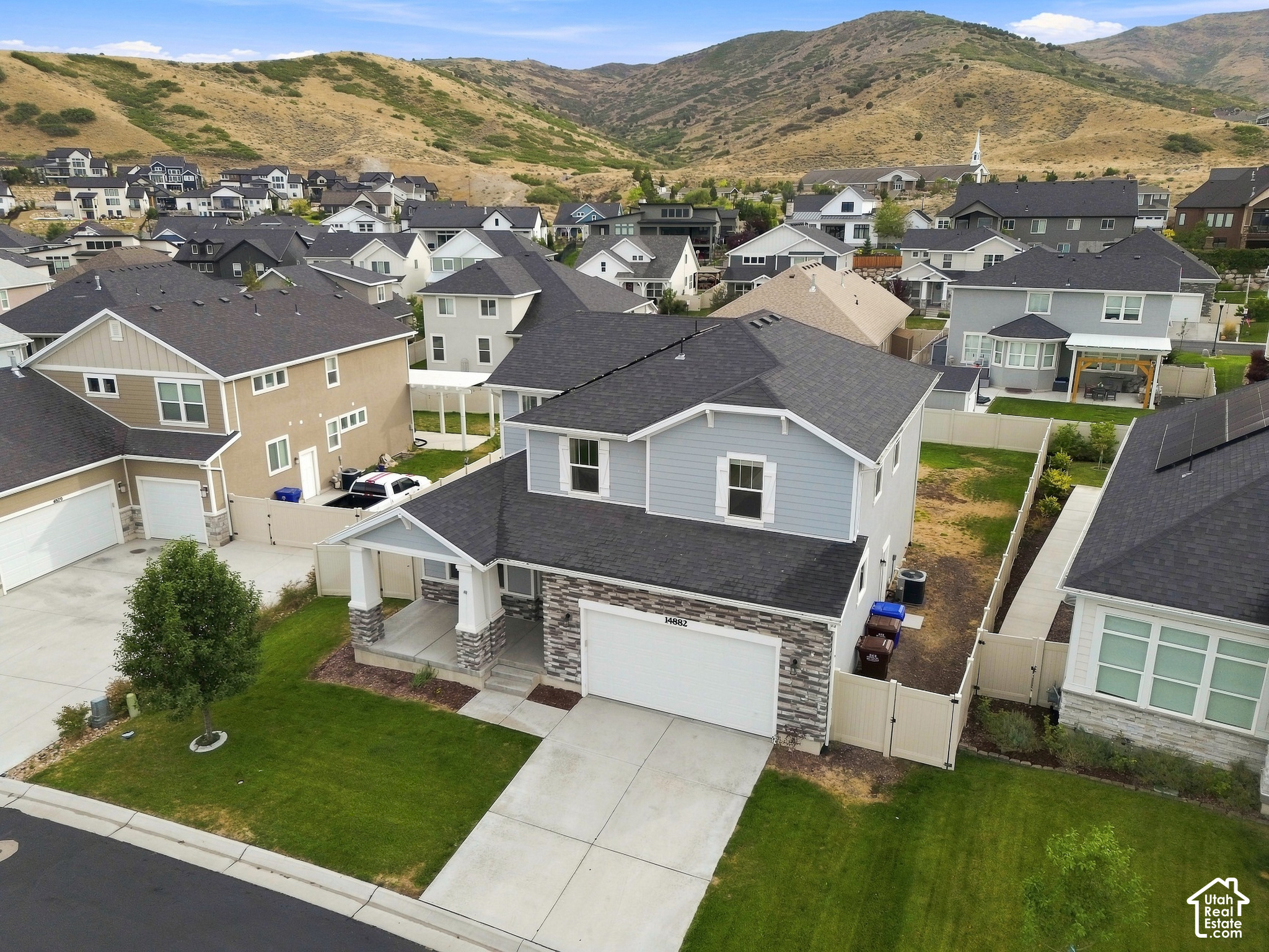 main property photo 37