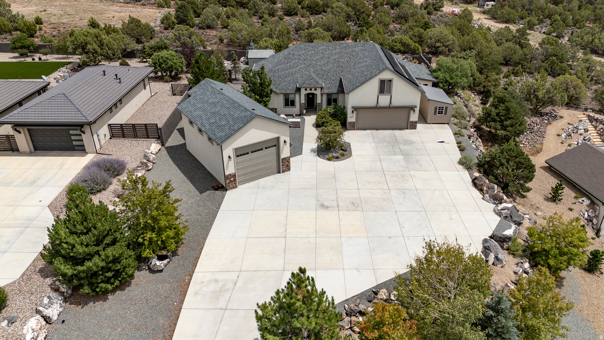 main property photo 74