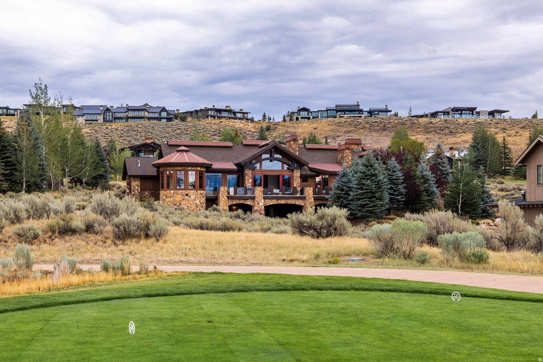 main property photo 49