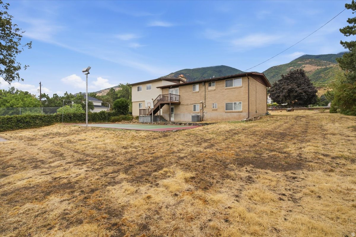 main property photo 25
