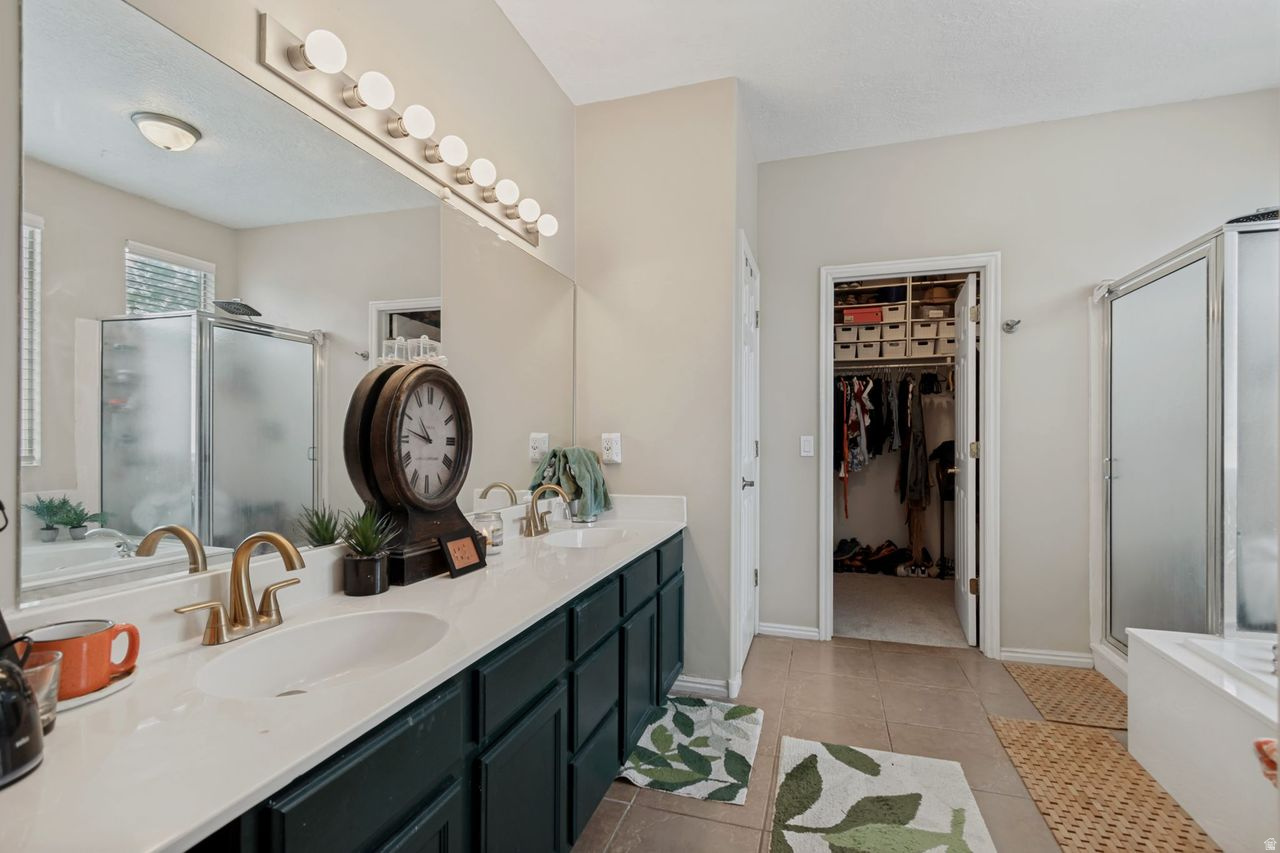 main property photo 68