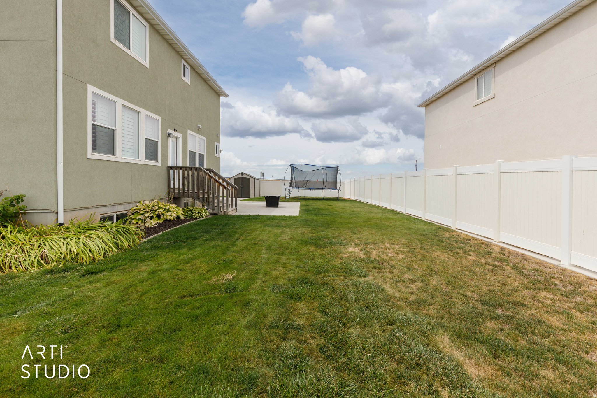 main property photo 14