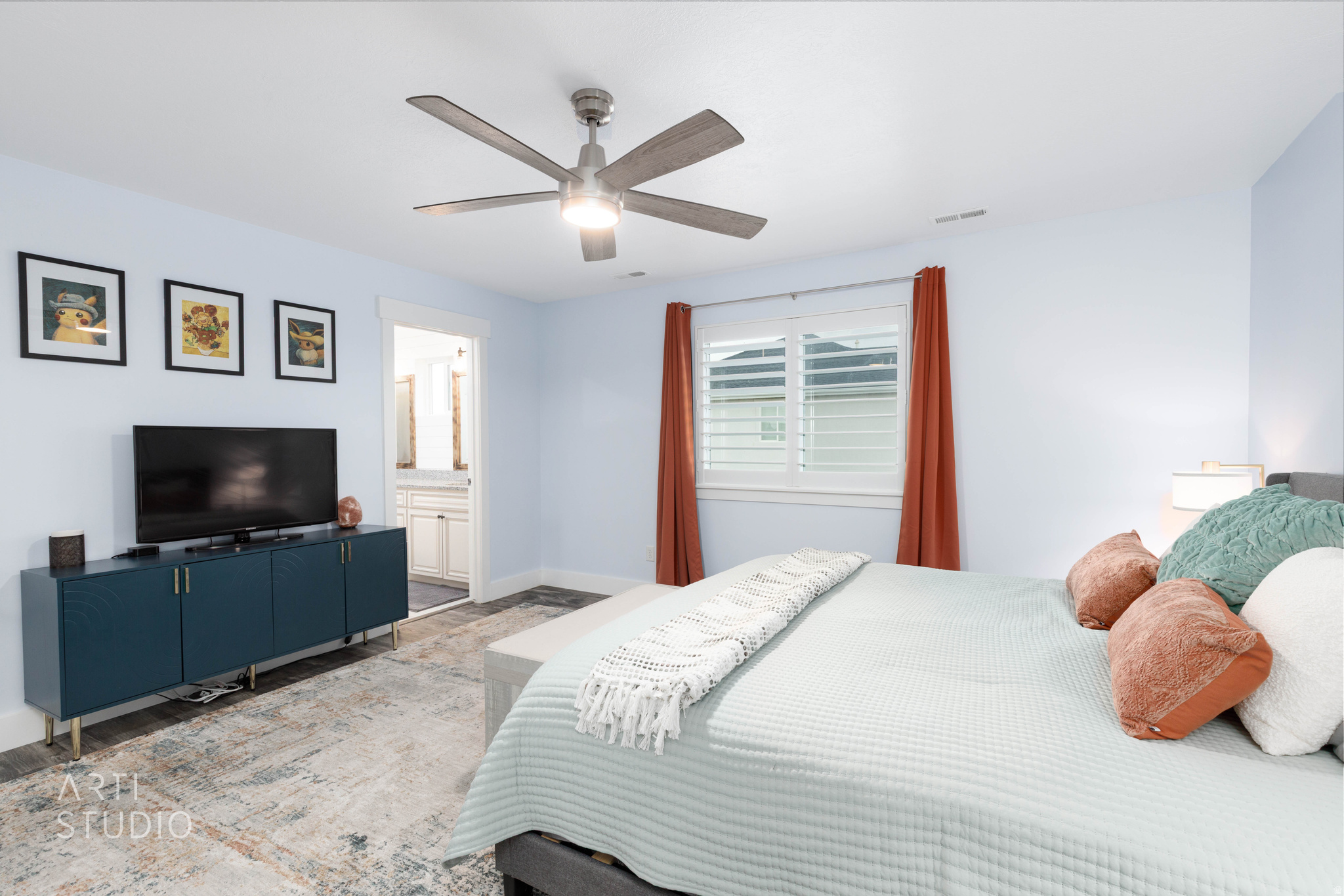 main property photo 30
