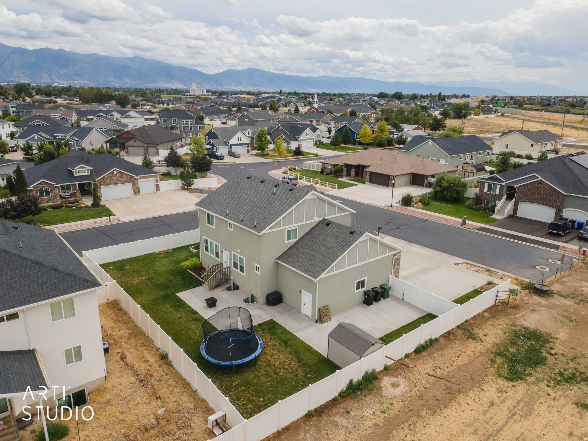 main property photo 49