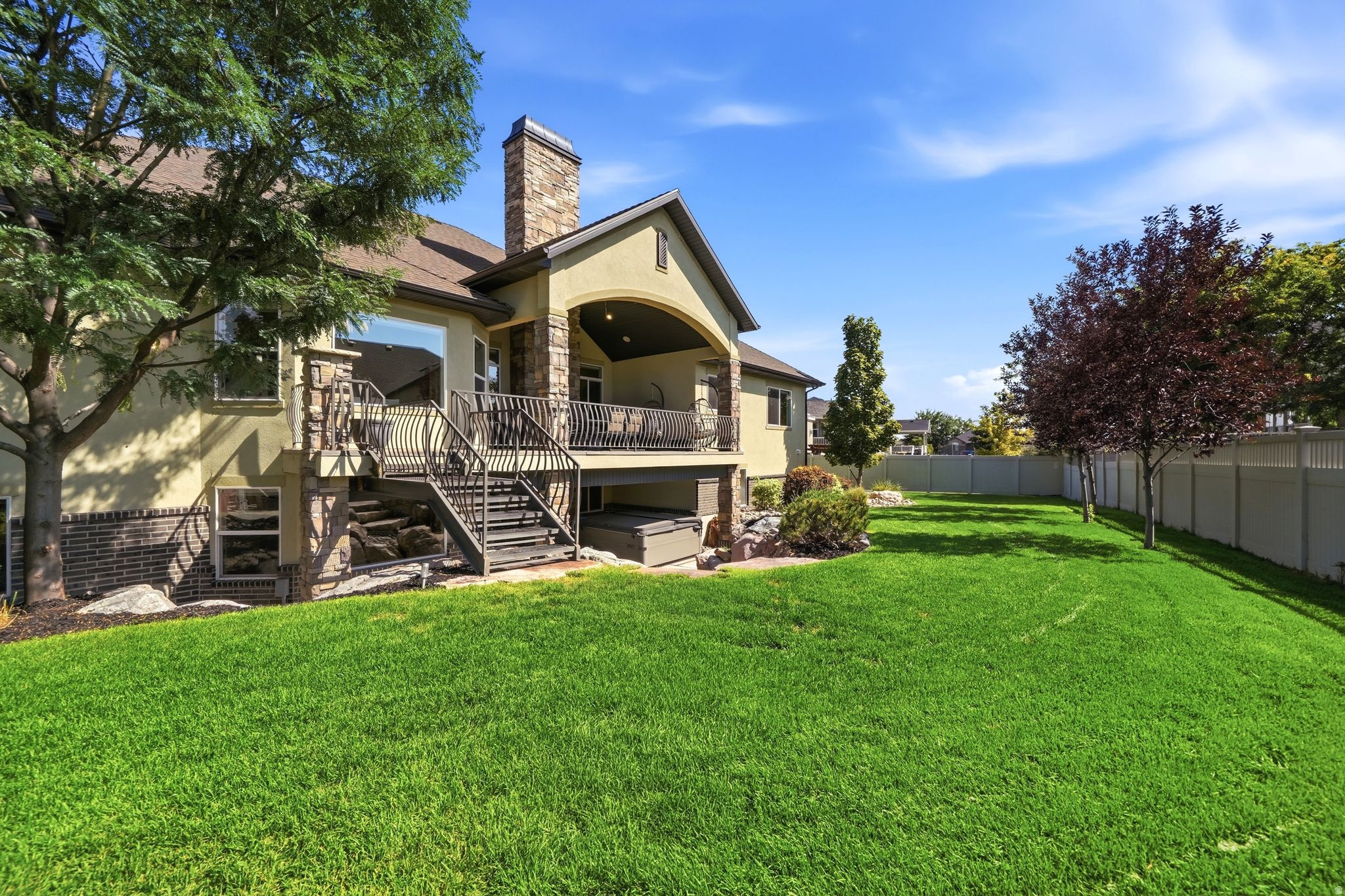 main property photo 45