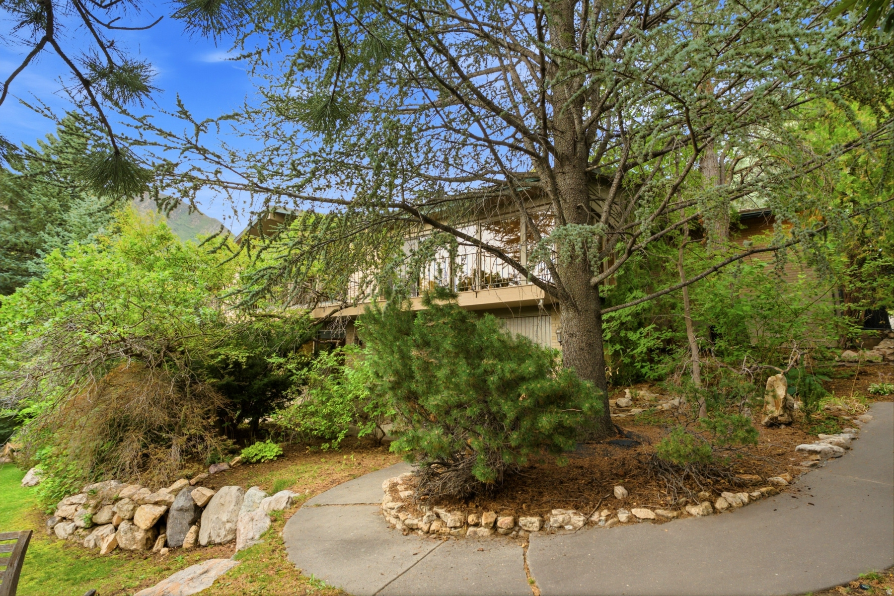 main property photo 82