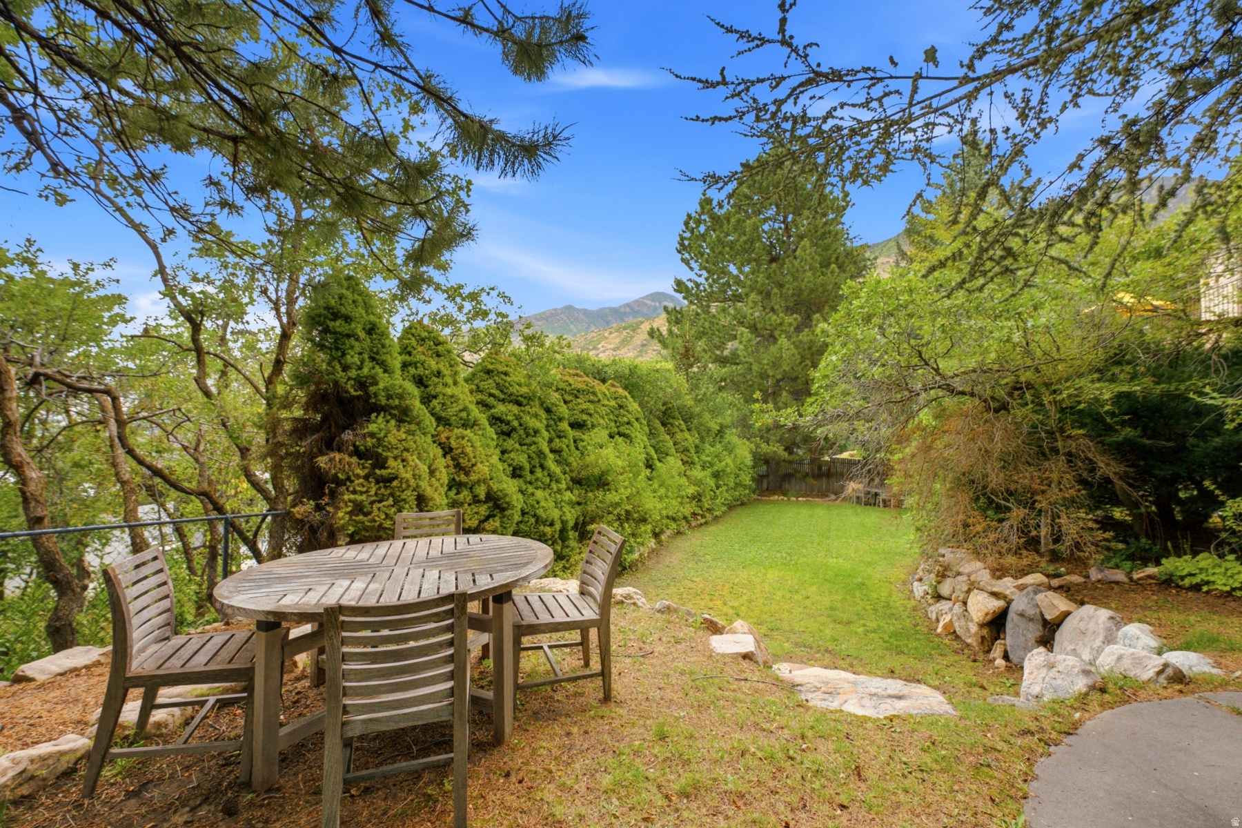 main property photo 83